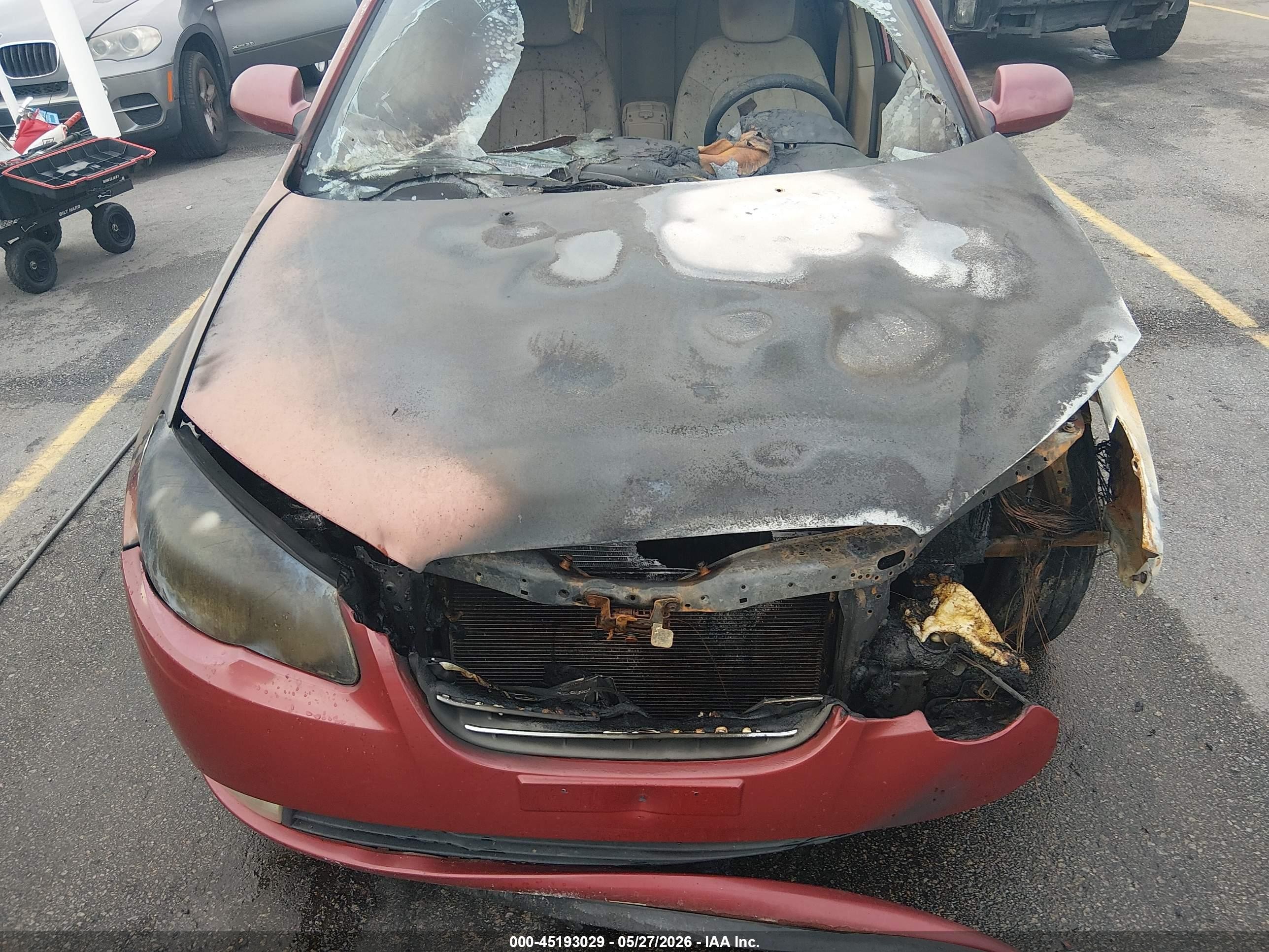 2008 Hyundai Elantra Gls/se Red vin: KMHDU46DX8U312897