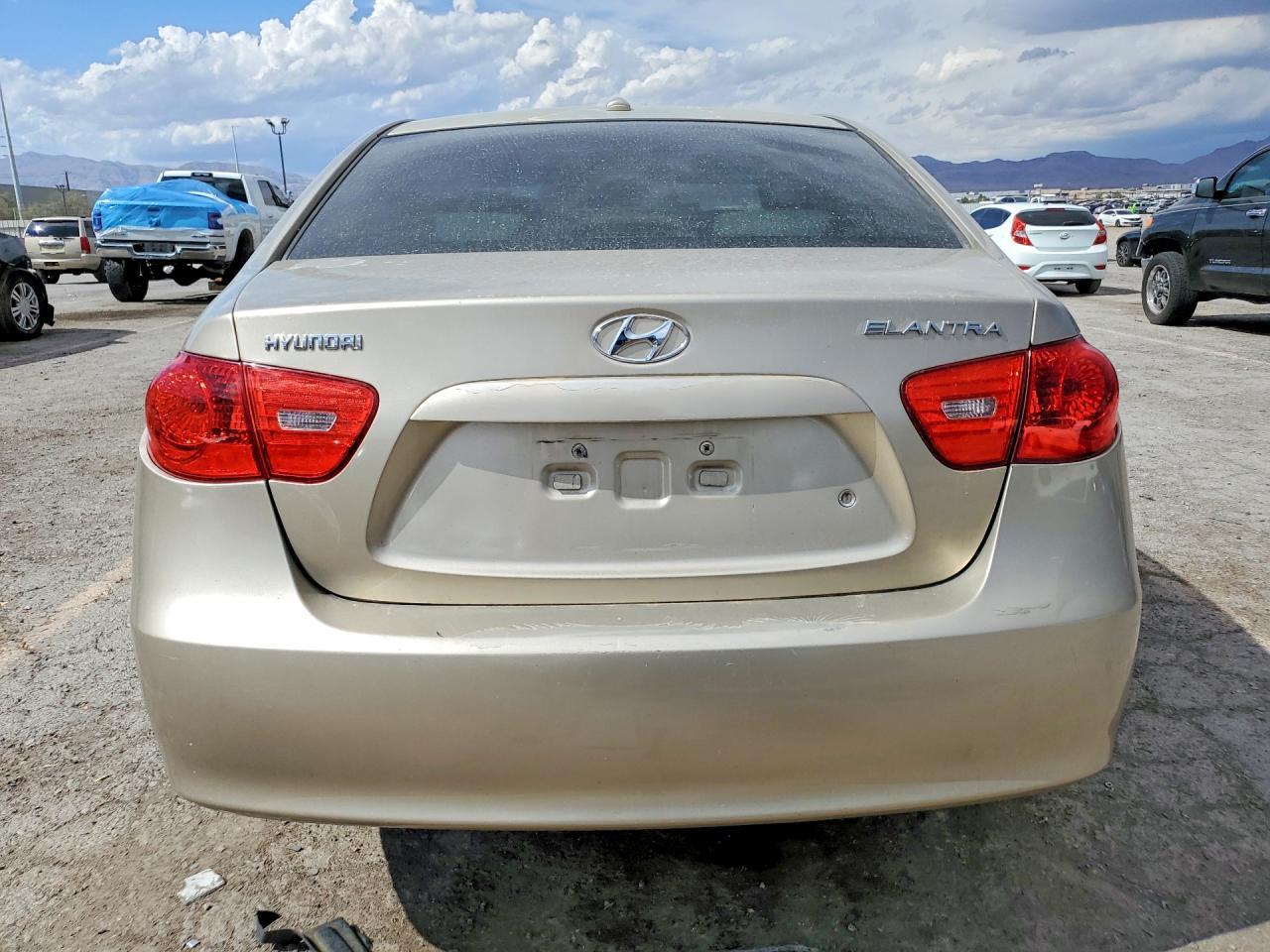 2008 Hyundai Elantra Gls Beige vin: KMHDU46DX8U324001