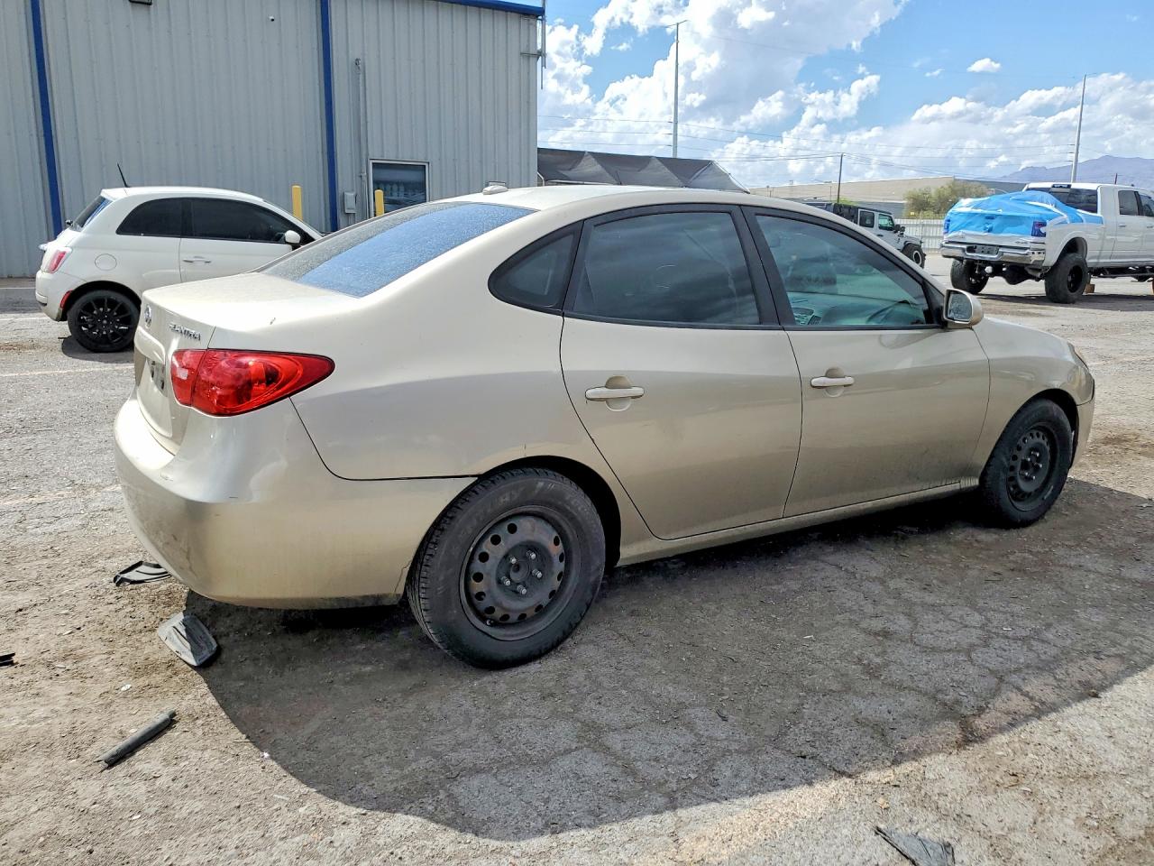 2008 Hyundai Elantra Gls Beige vin: KMHDU46DX8U324001