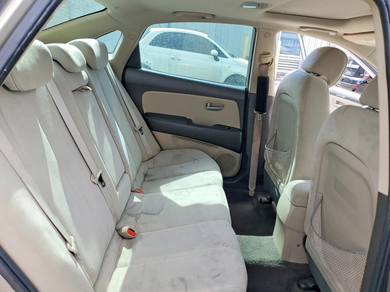 2008 Hyundai Elantra Gls Beige vin: KMHDU46DX8U324001