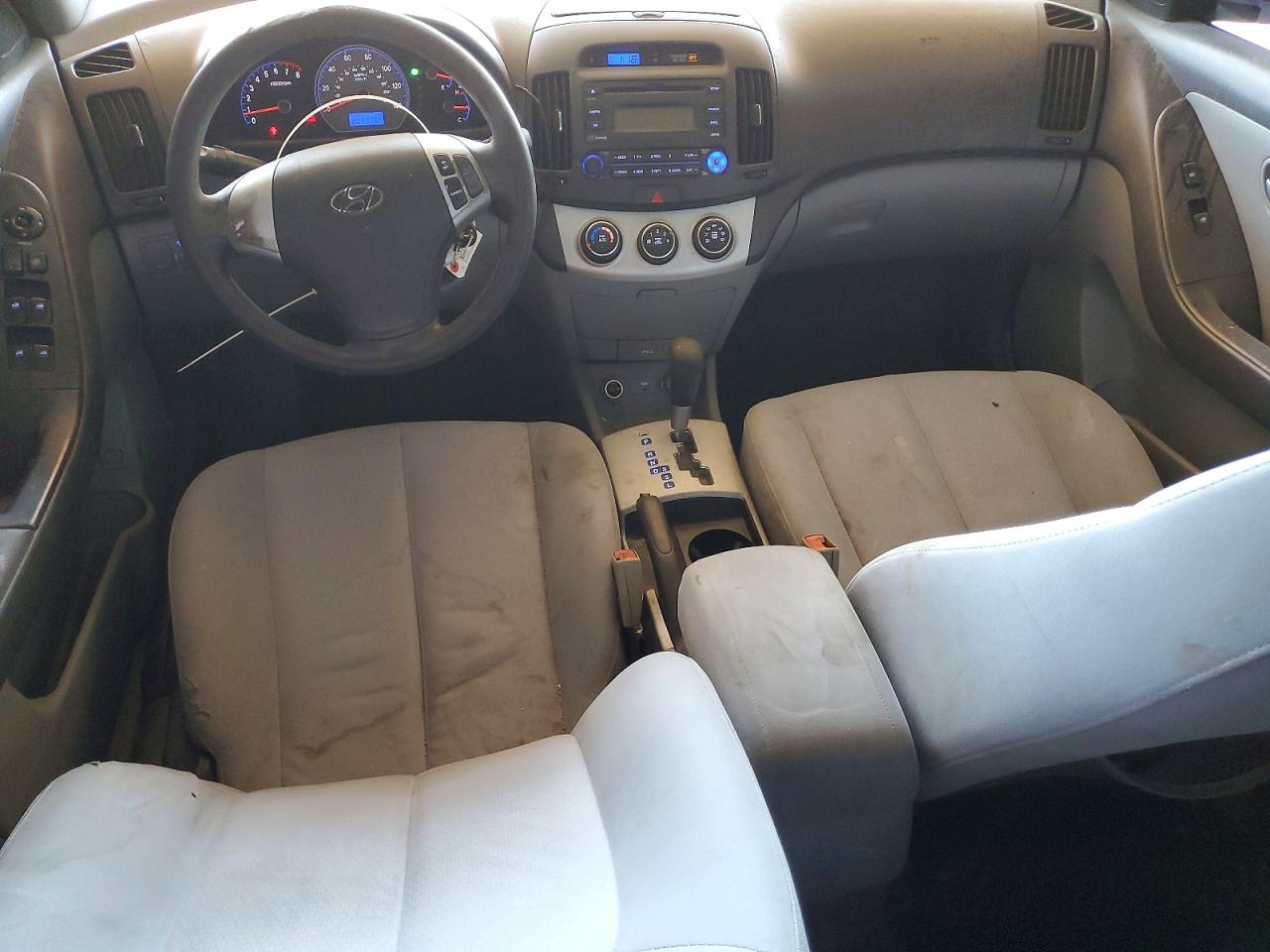 2008 Hyundai Elantra Gls Серебряный vin: KMHDU46DX8U352610