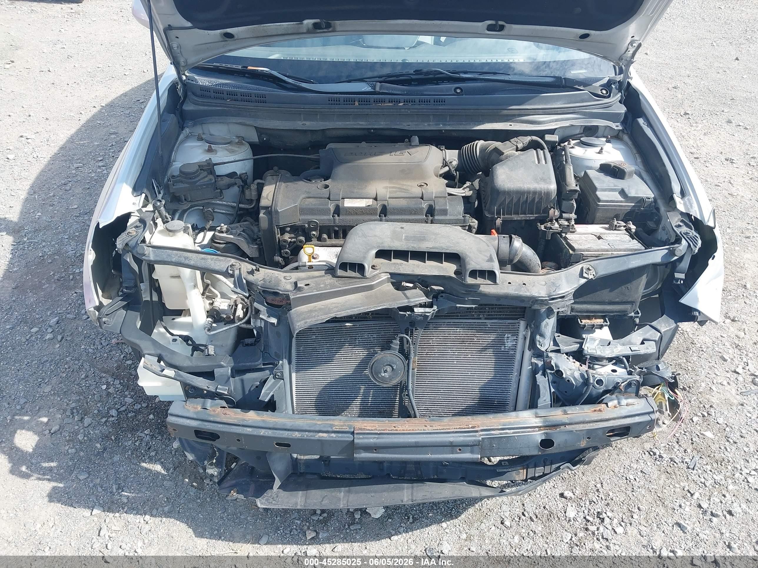 2008 Hyundai Elantra Gls/se Silver vin: KMHDU46DX8U499669