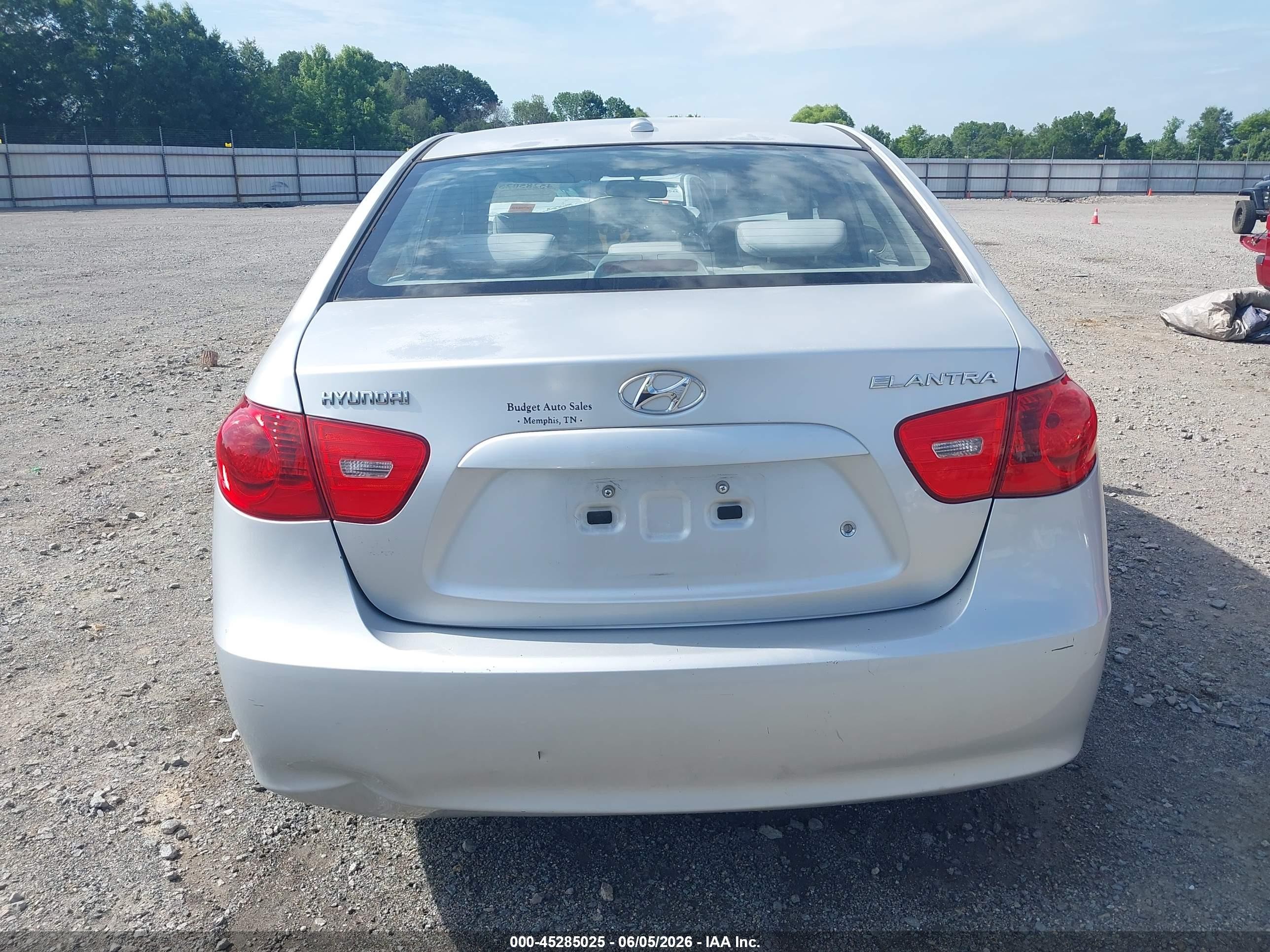 2008 Hyundai Elantra Gls/se Silver vin: KMHDU46DX8U499669