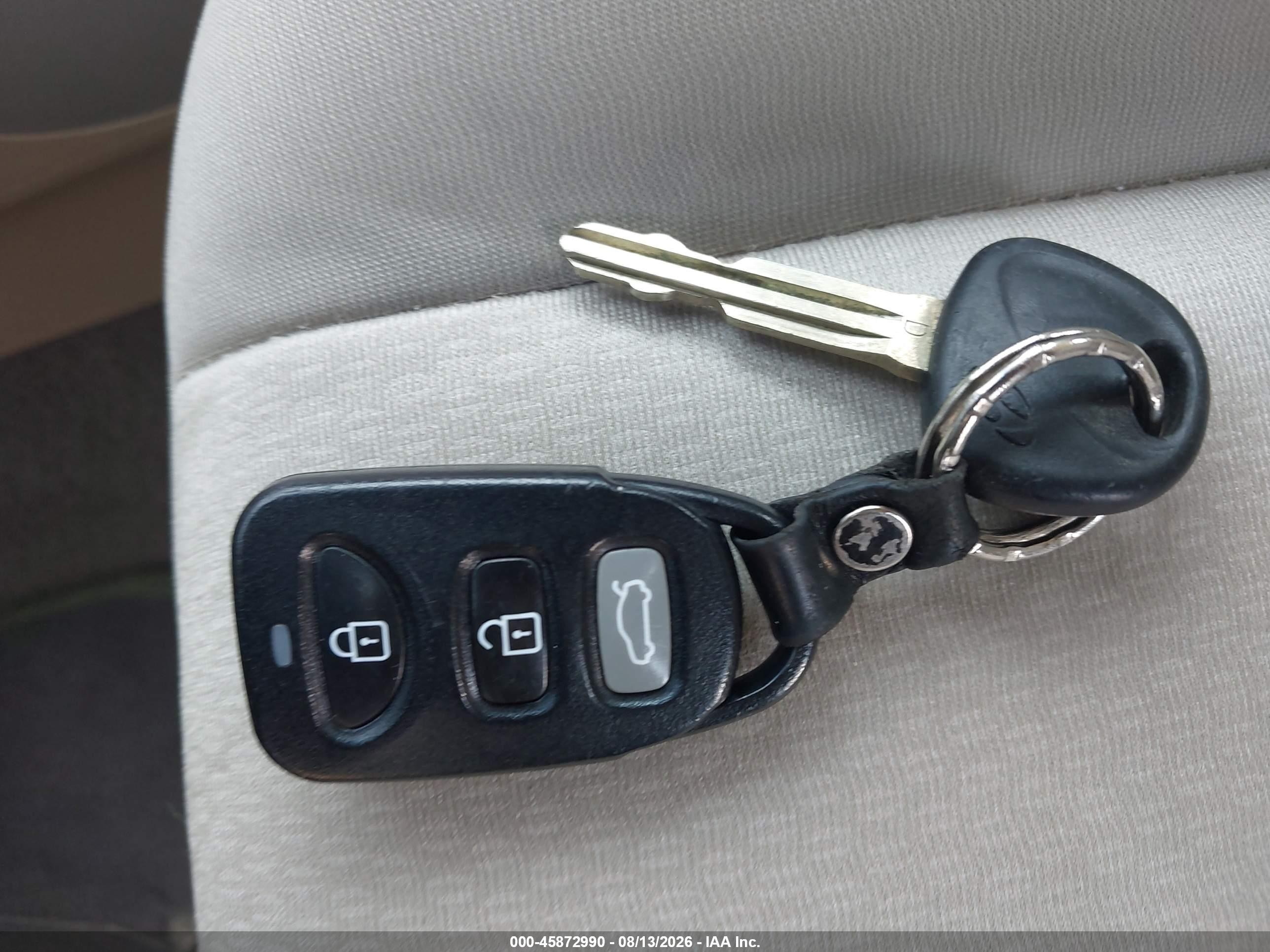 2008 Hyundai Elantra Gls/se Burgundy vin: KMHDU46DX8U516003