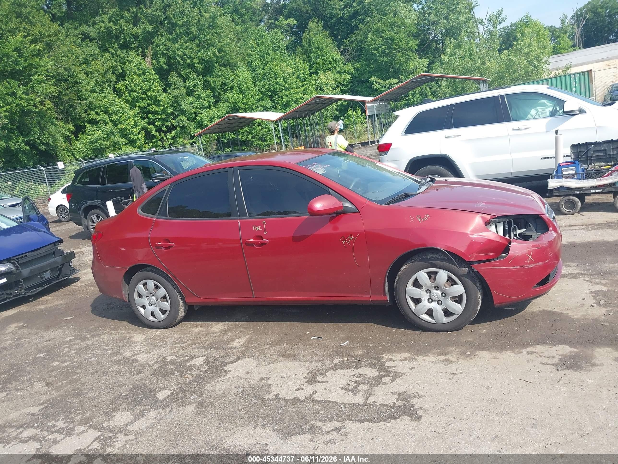 2008 Hyundai Elantra Gls/se Red vin: KMHDU46DX8U516924