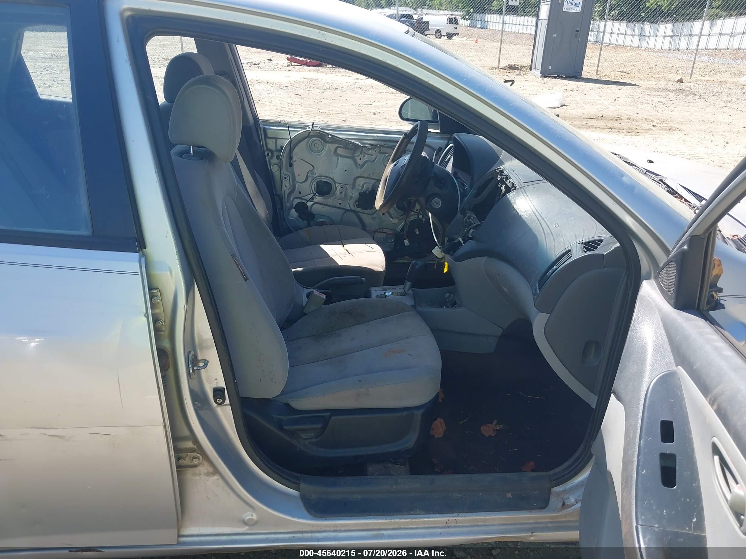 2009 Hyundai Elantra Gls Silver vin: KMHDU46DX9U594623