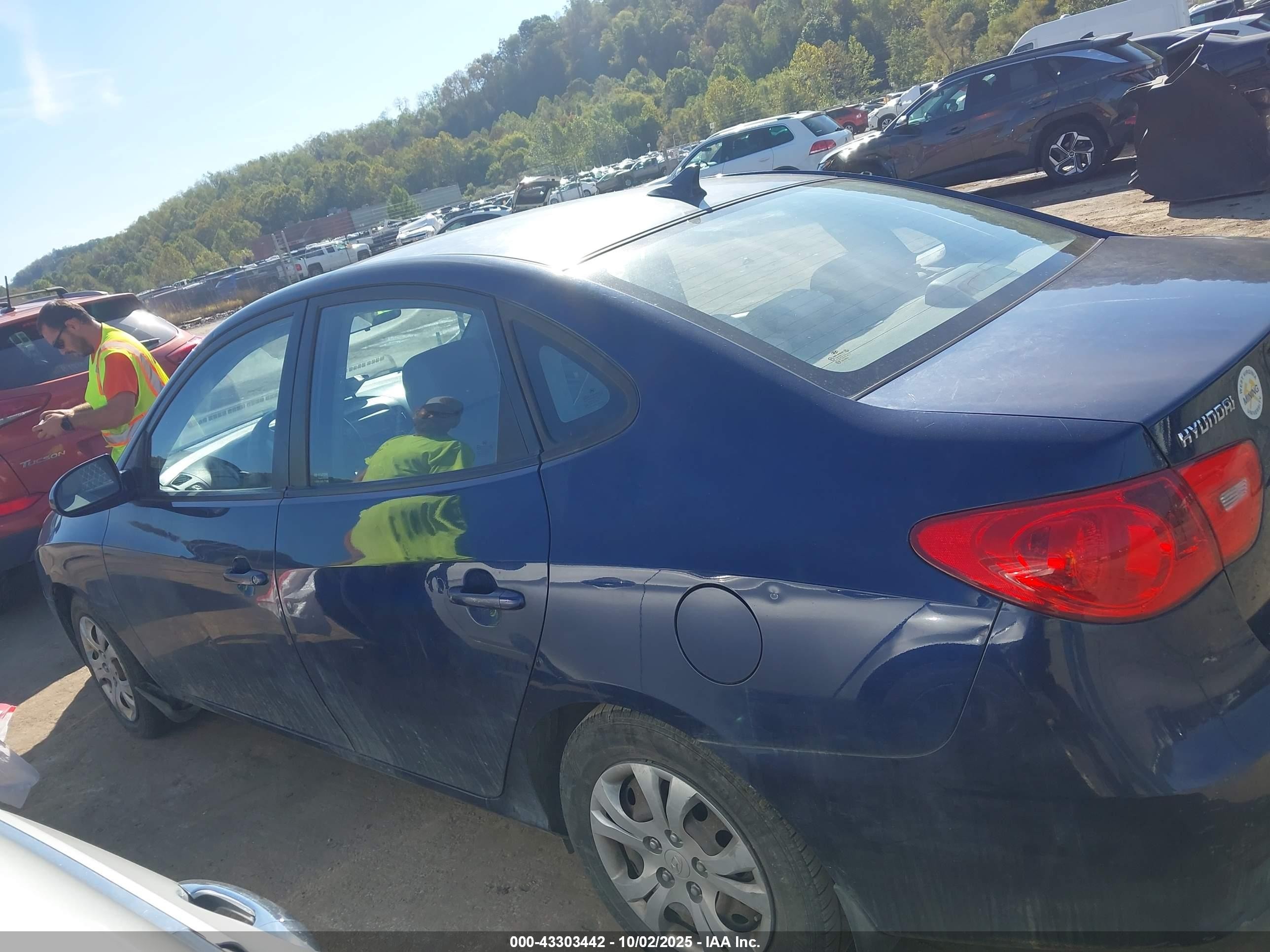 2009 Hyundai Elantra Gls Blue vin: KMHDU46DX9U704540
