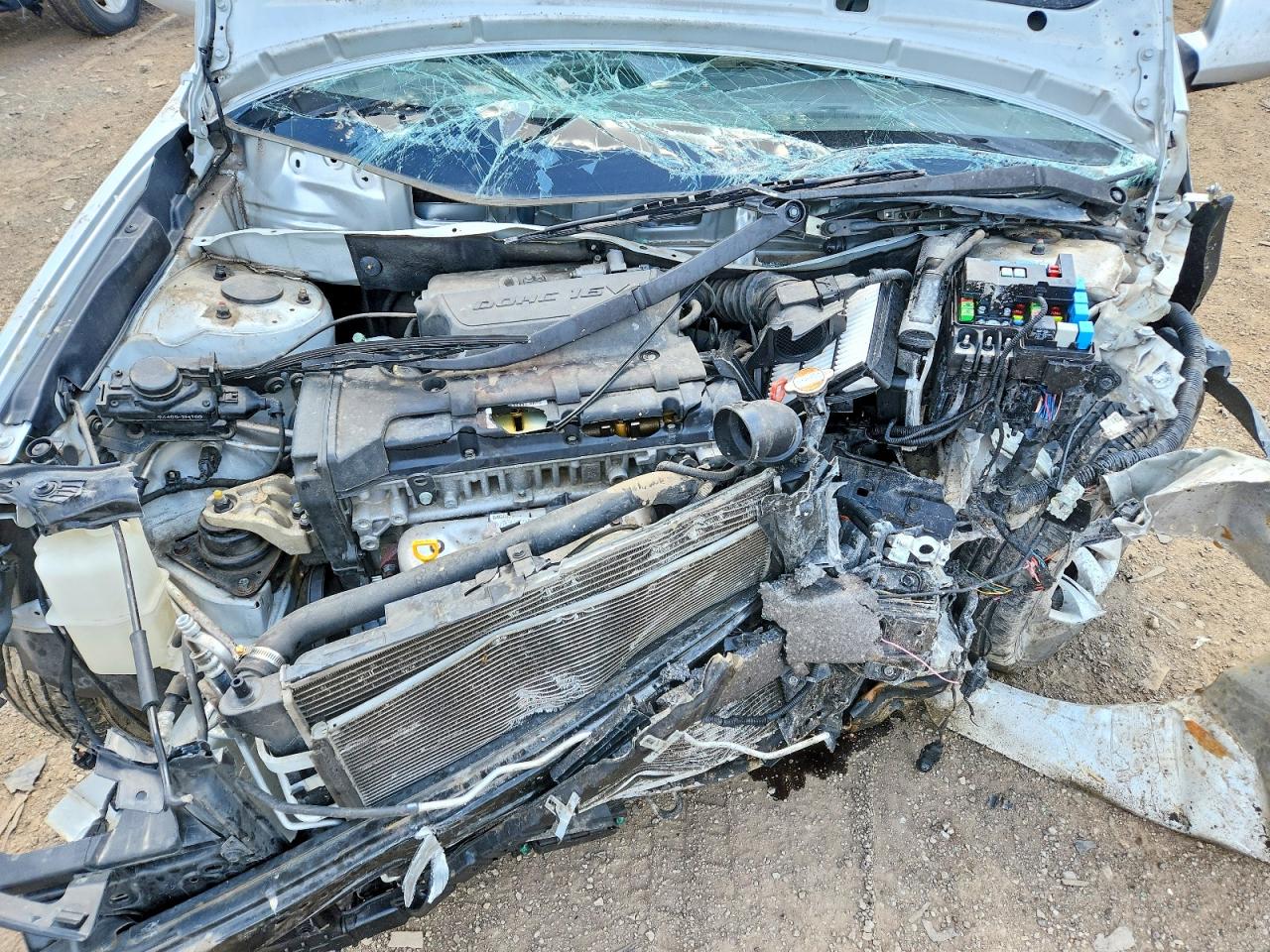 2009 Hyundai Elantra Gls Silver vin: KMHDU46DX9U767525