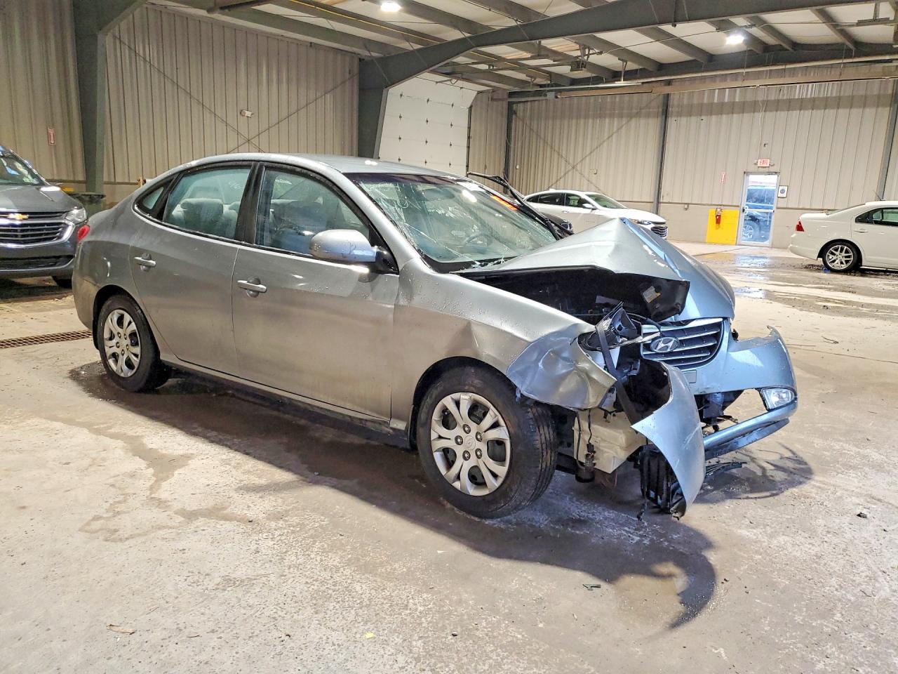 2009 Hyundai Elantra Gls Silver vin: KMHDU46DX9U816044