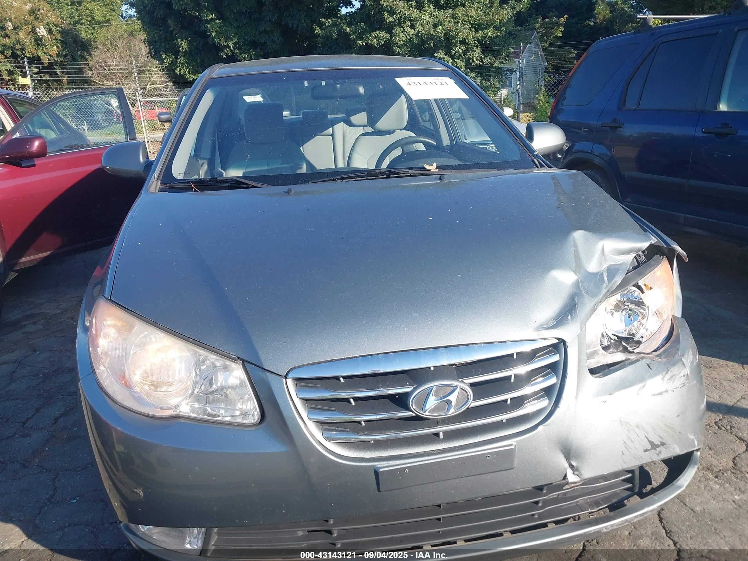 2010 Hyundai Elantra Gls Silver vin: KMHDU4AD0AU024397