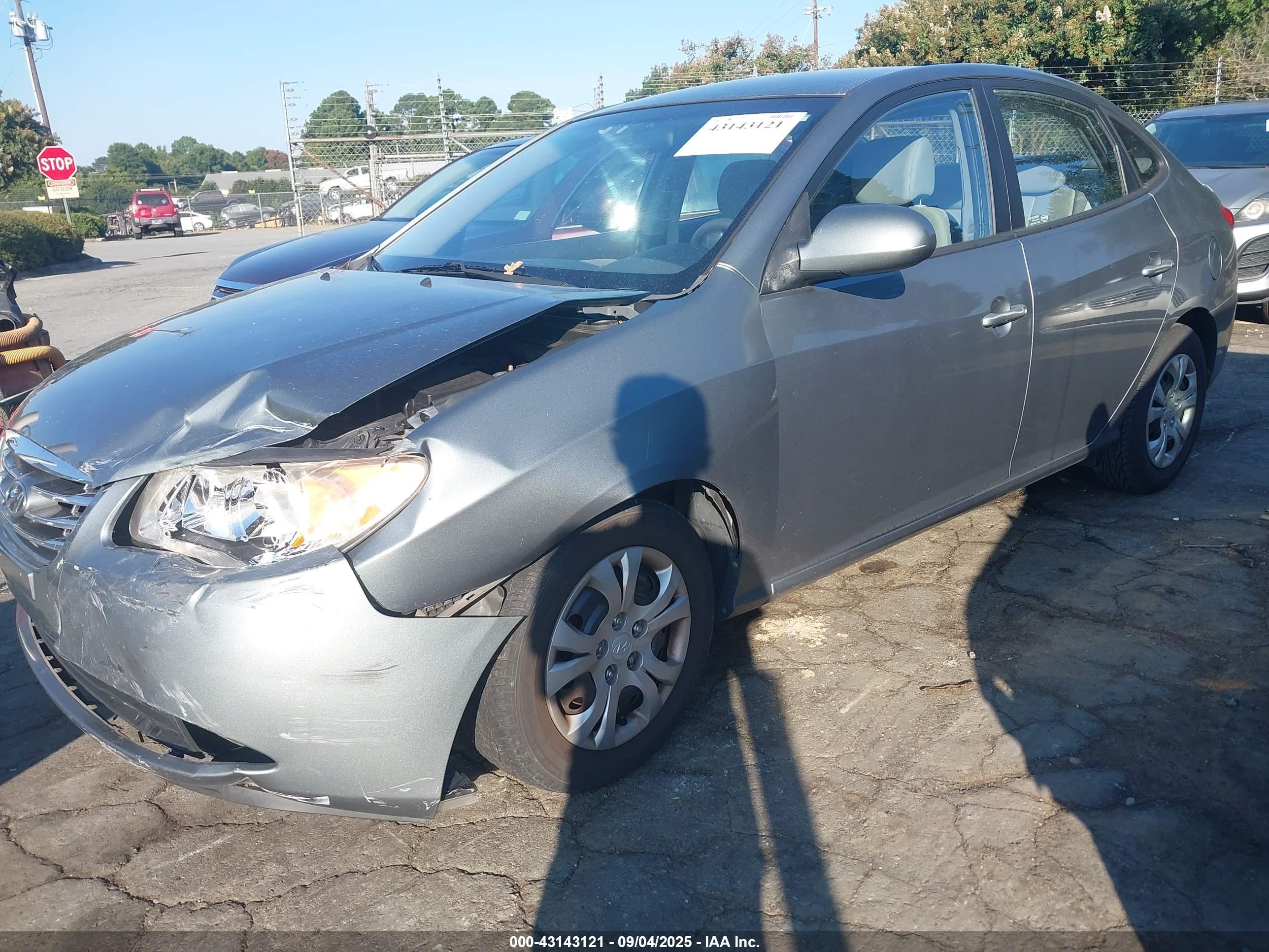 2010 Hyundai Elantra Gls Silver vin: KMHDU4AD0AU024397