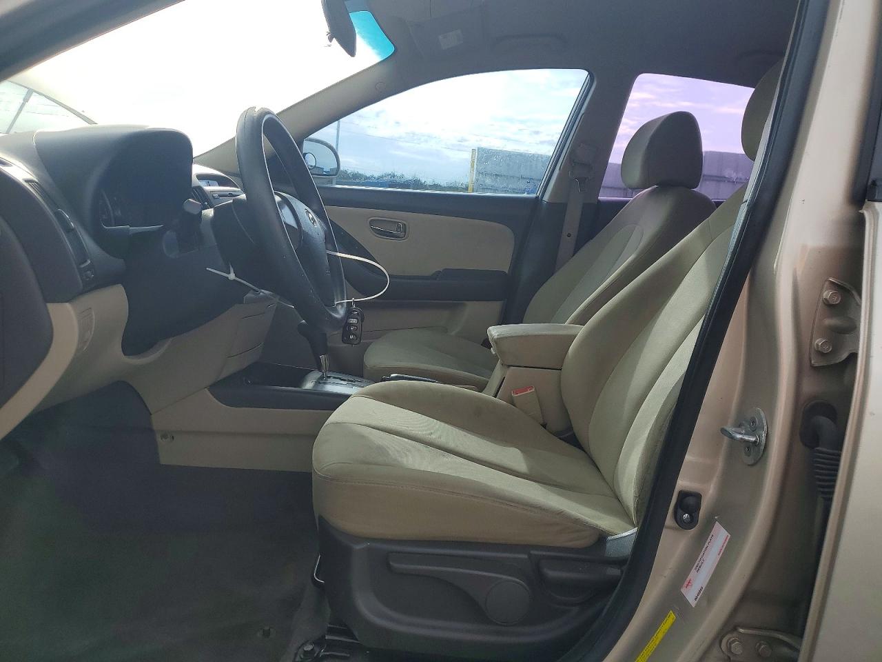 2010 Hyundai Elantra Gls Beige vin: KMHDU4AD0AU133832
