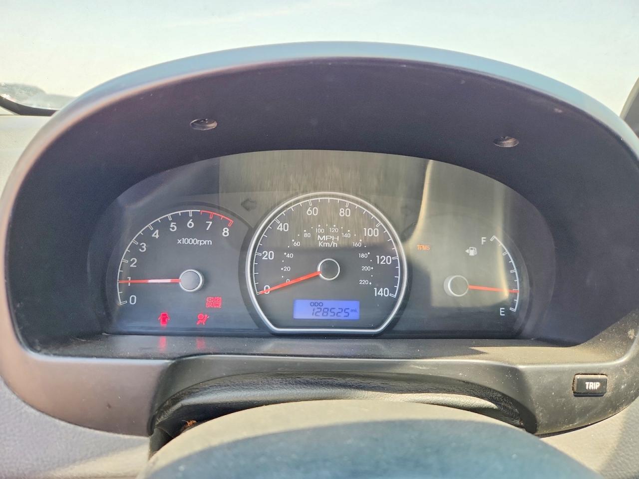 2010 Hyundai Elantra Blue Silver vin: KMHDU4AD0AU831552