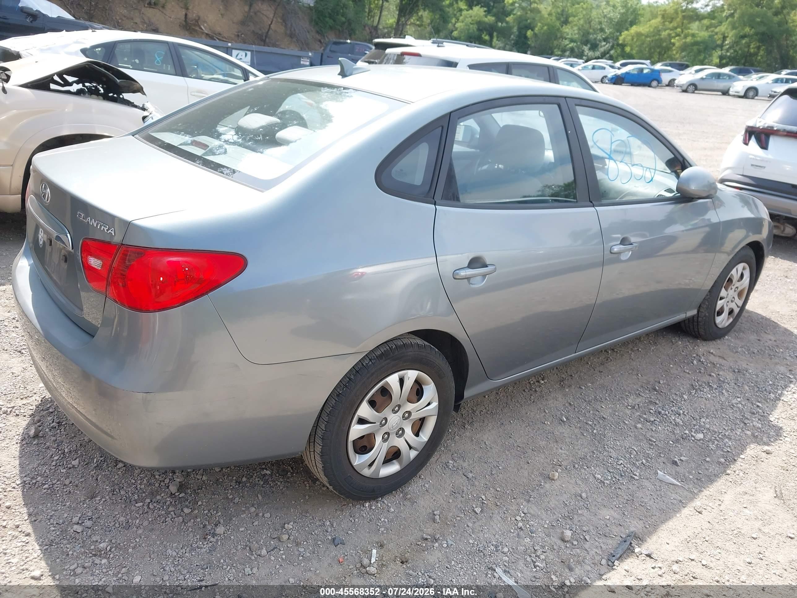 2010 Hyundai Elantra Gls Silver vin: KMHDU4AD0AU911868