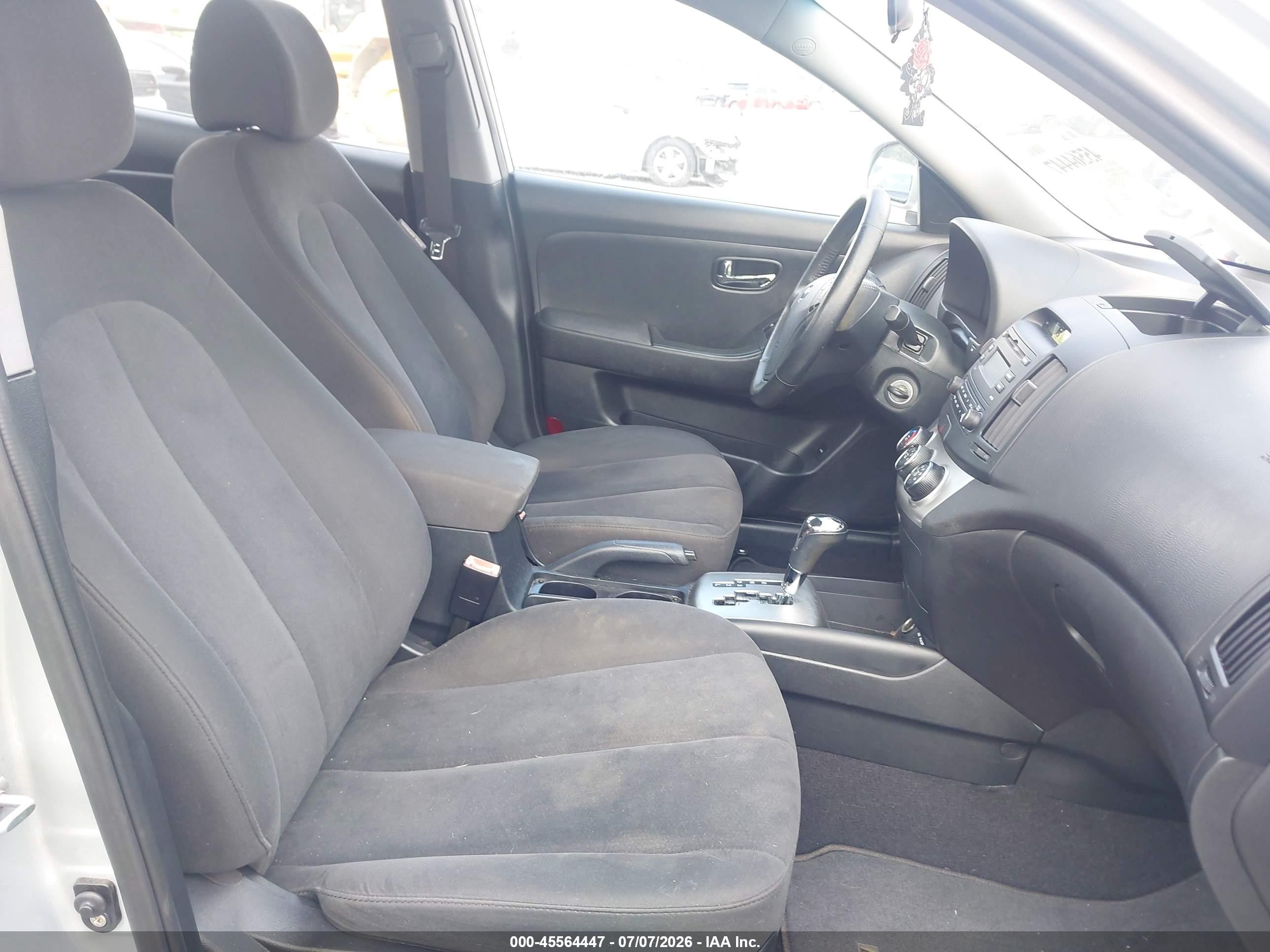 2010 Hyundai Elantra Se Silver vin: KMHDU4AD0AU999577