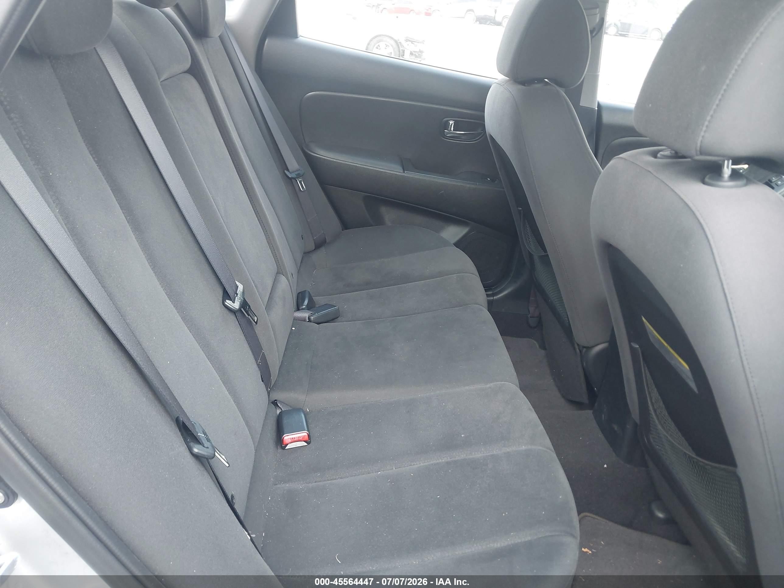 2010 Hyundai Elantra Se Silver vin: KMHDU4AD0AU999577