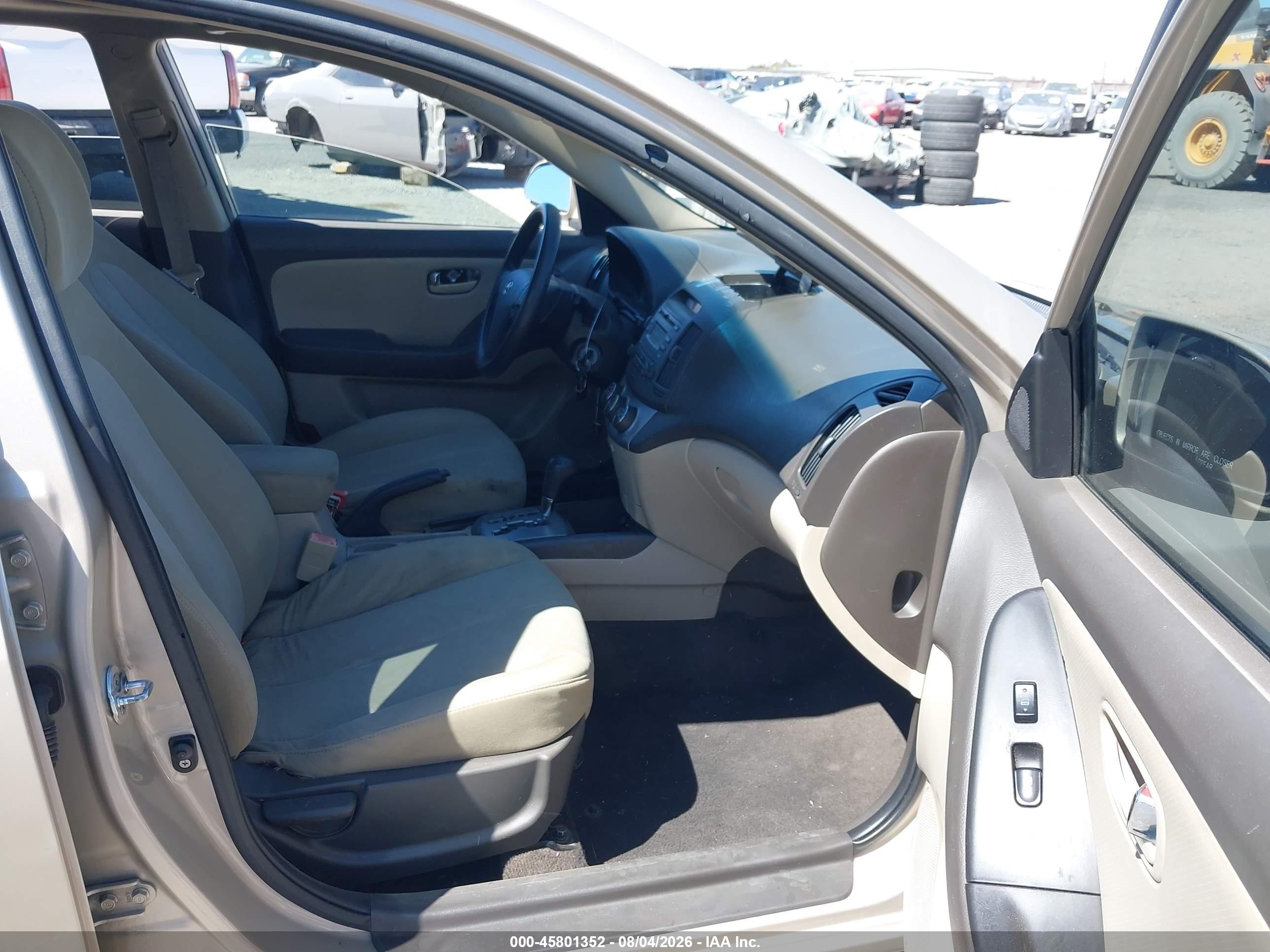 2010 Hyundai Elantra Gls Gold vin: KMHDU4AD1AU083040
