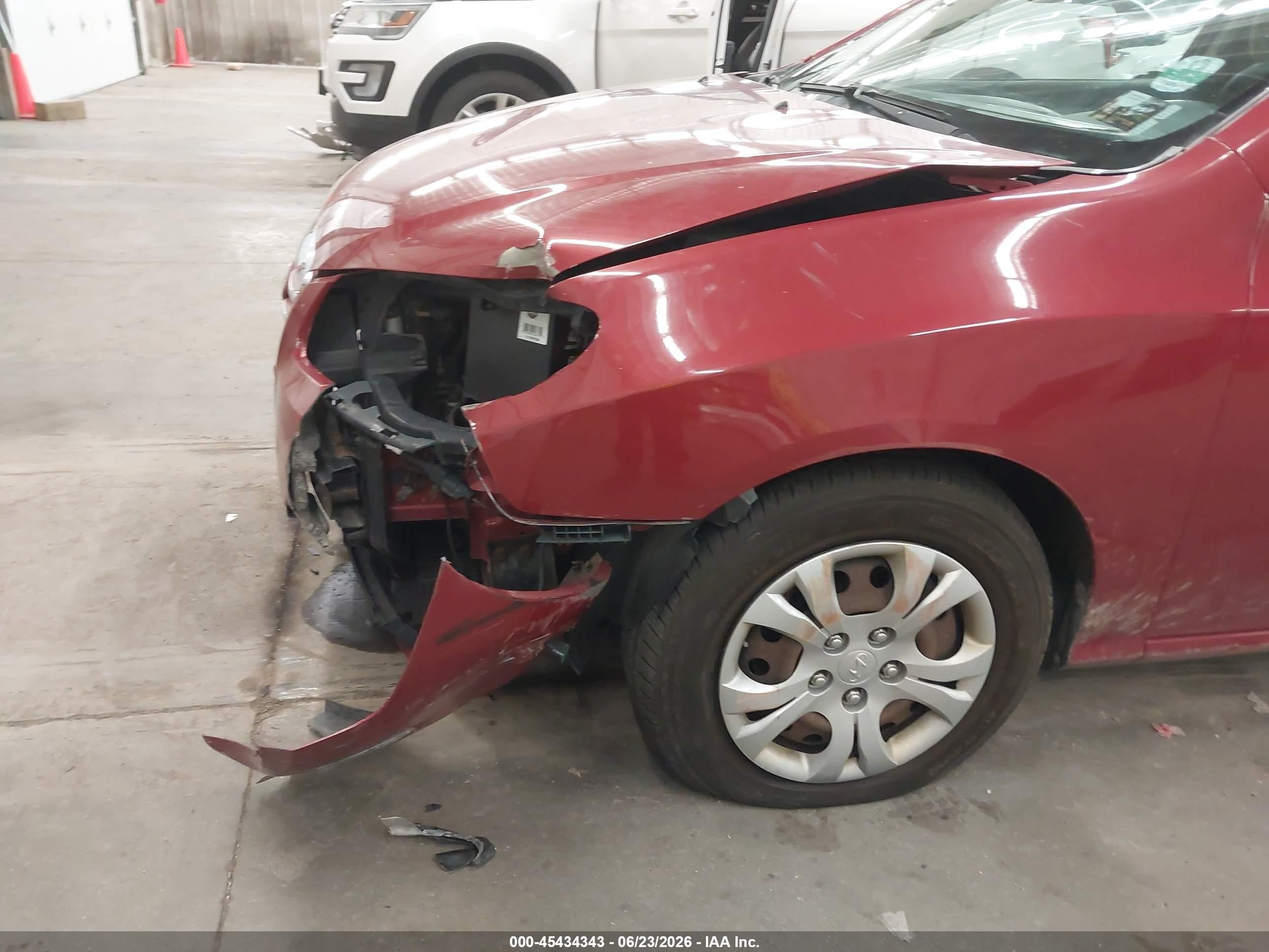 2010 Hyundai Elantra Gls Red vin: KMHDU4AD1AU099027