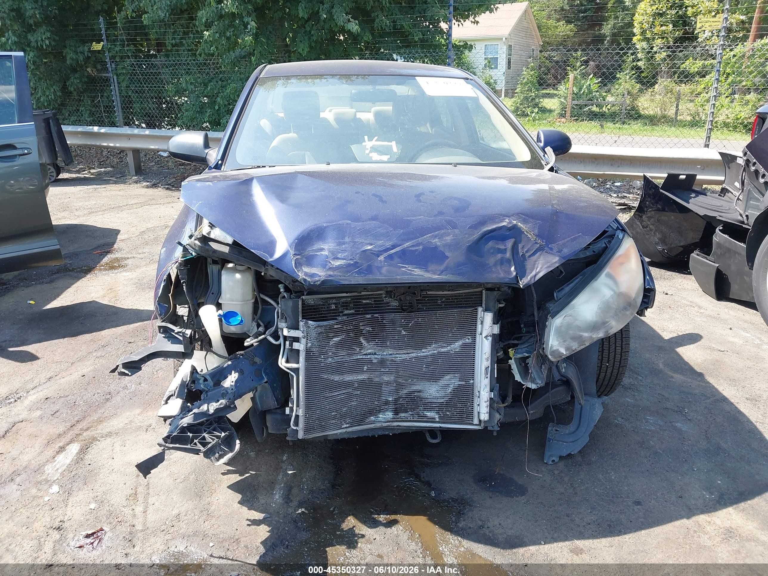 2010 Hyundai Elantra Gls Blue vin: KMHDU4AD1AU132298