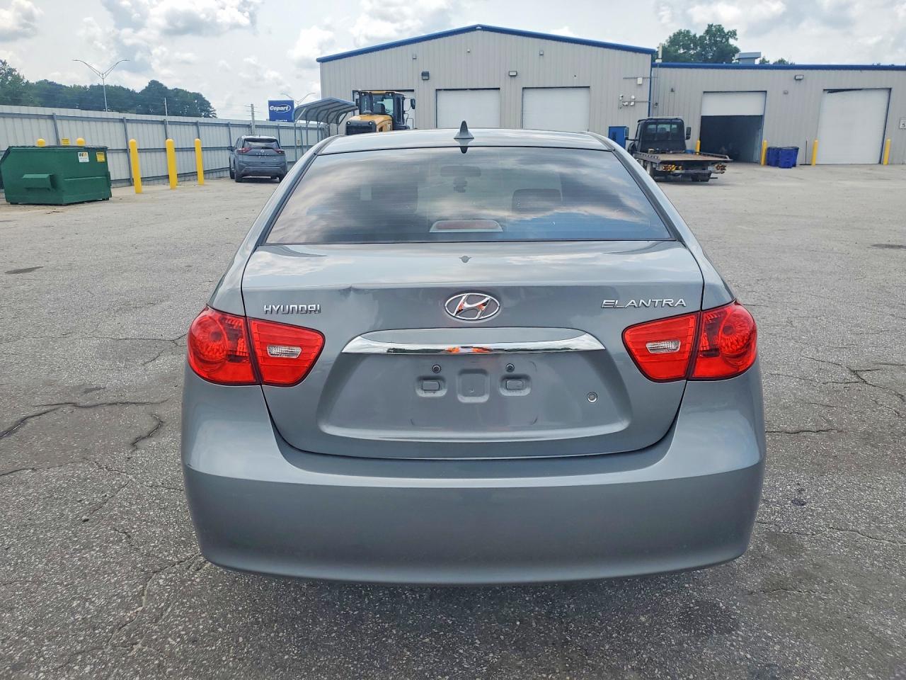 2010 Hyundai Elantra Se Green vin: KMHDU4AD1AU177676