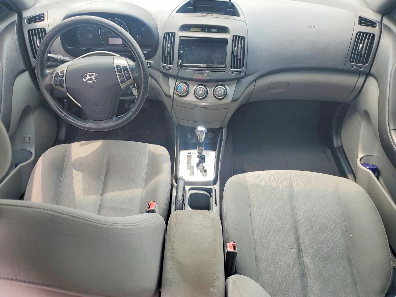 2010 Hyundai Elantra Se Green vin: KMHDU4AD1AU177676