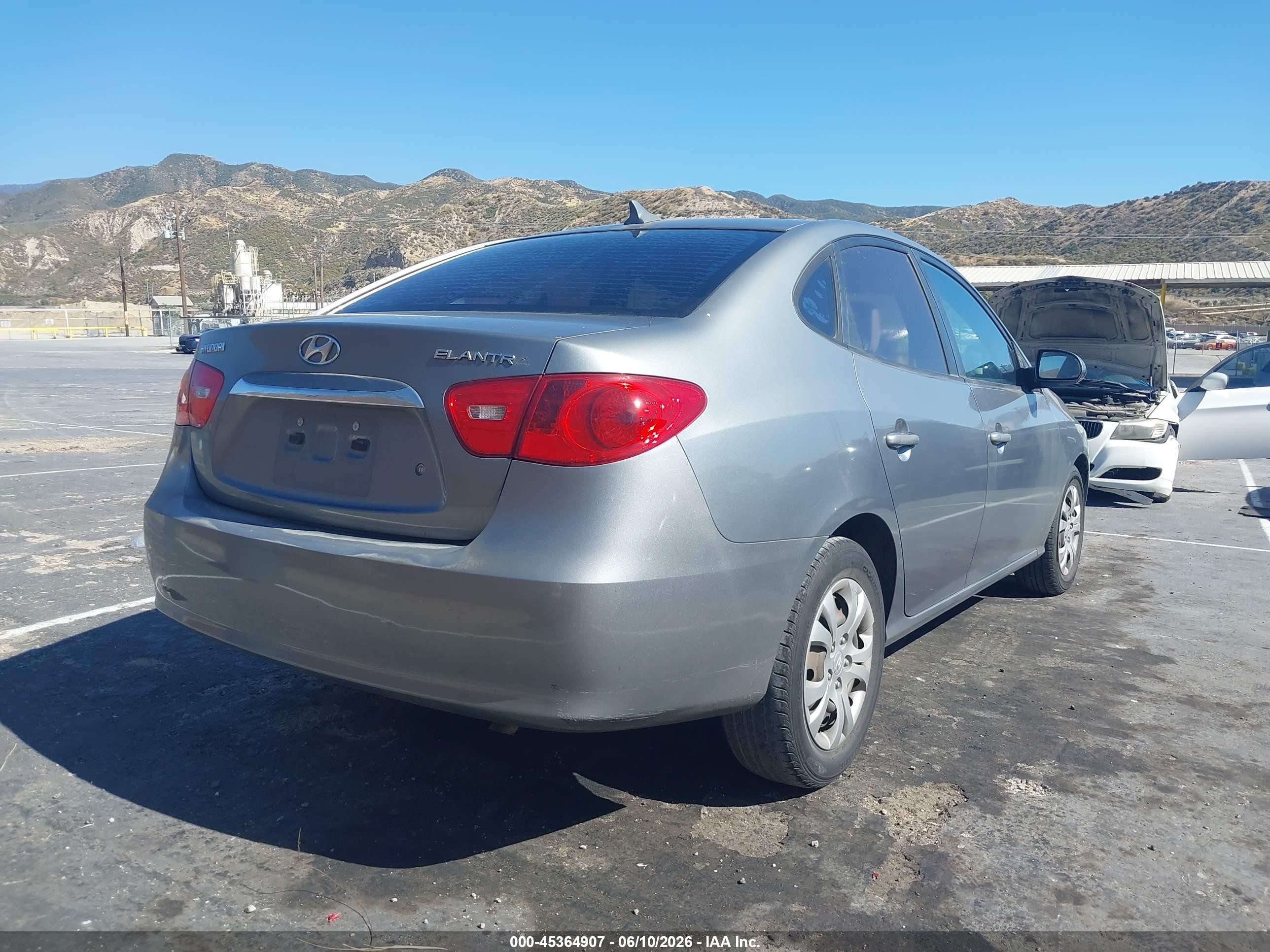 2010 Hyundai Elantra Gls Gray vin: KMHDU4AD1AU183803