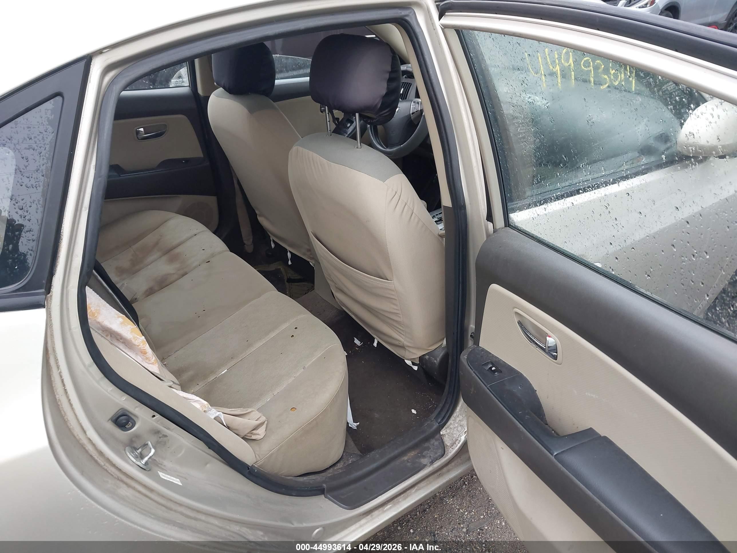 2010 Hyundai Elantra Gls Gold vin: KMHDU4AD1AU841829
