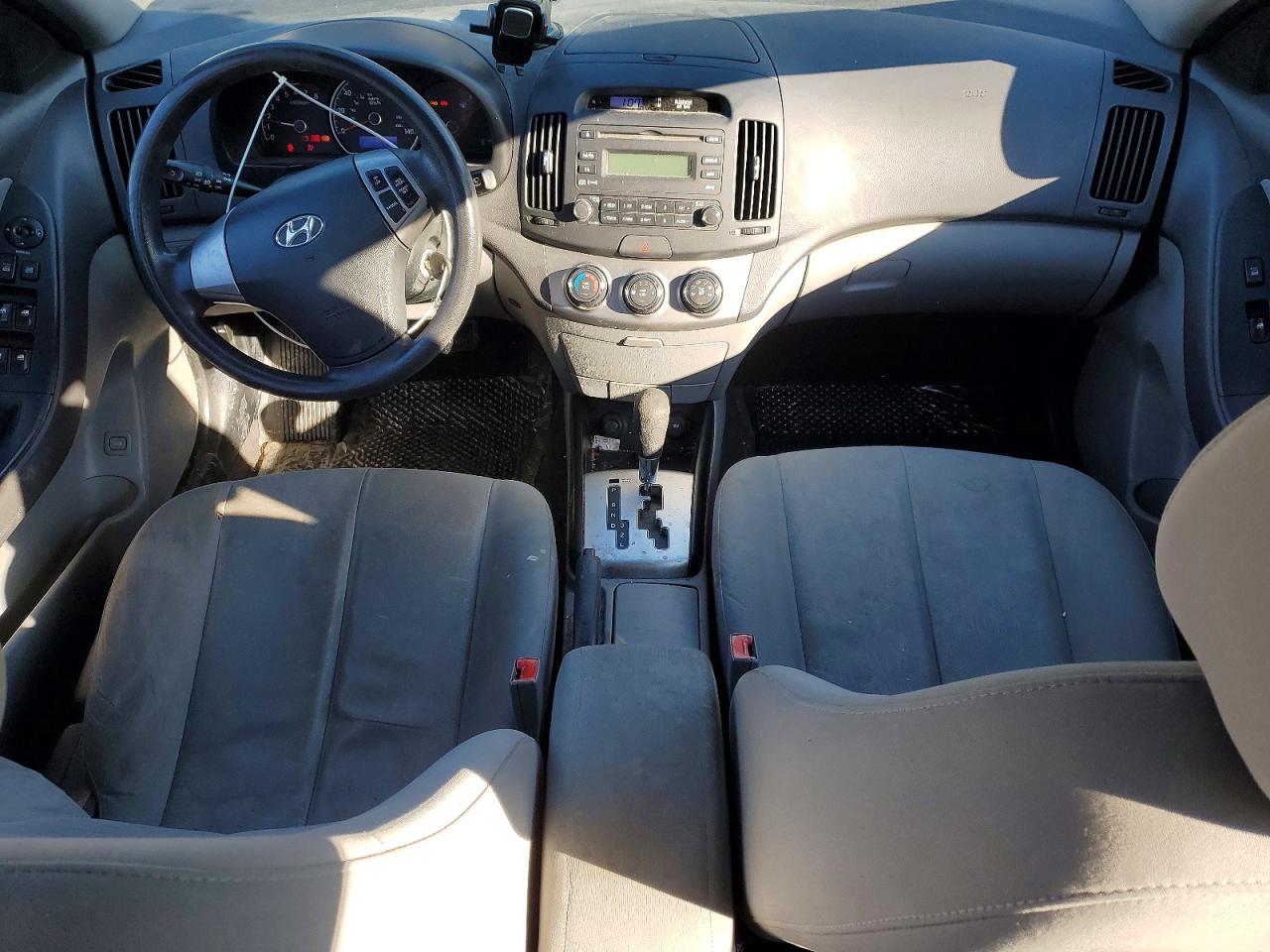 2010 Hyundai Elantra Gray vin: KMHDU4AD1AU906128