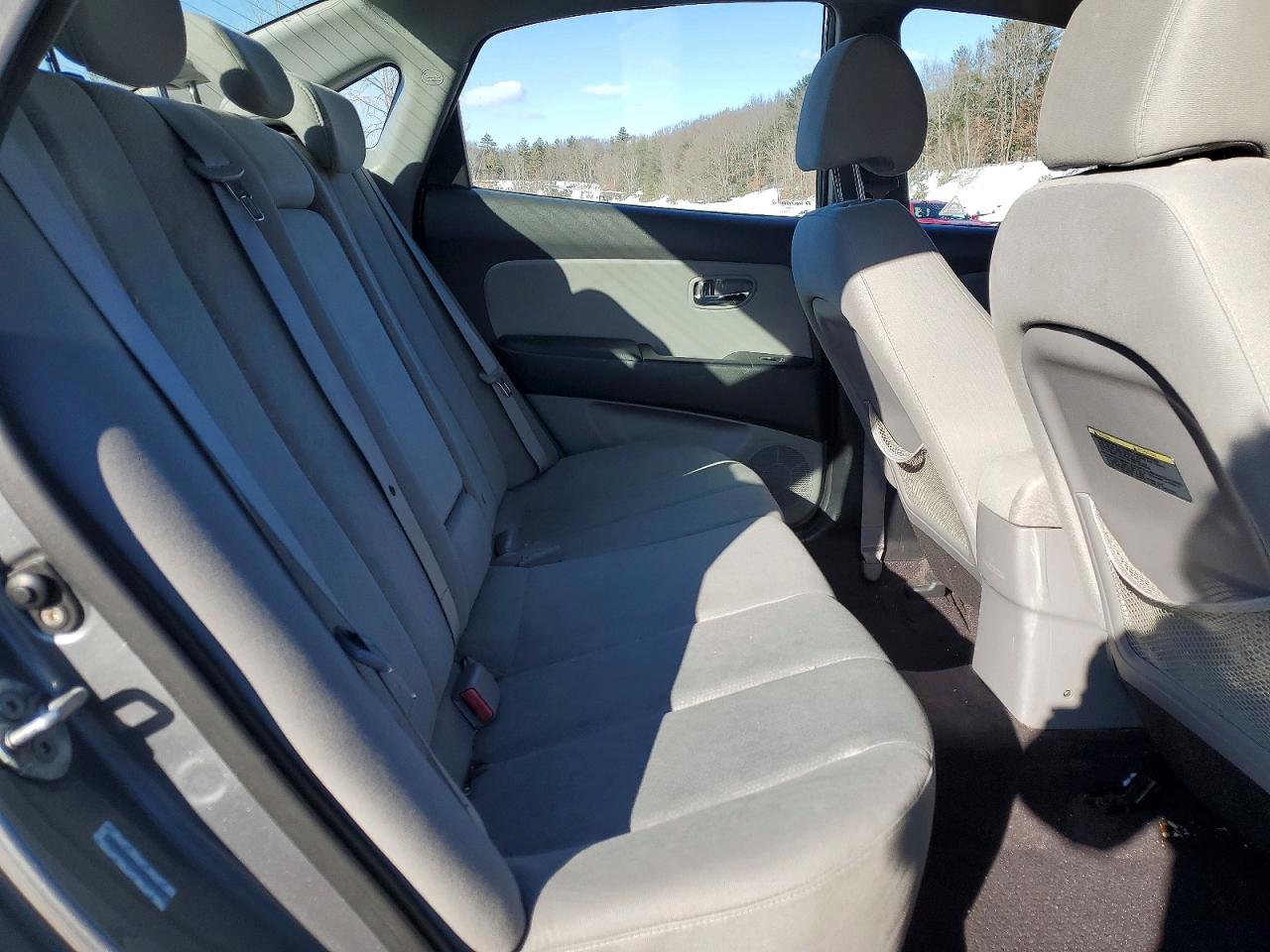 2010 Hyundai Elantra Gray vin: KMHDU4AD1AU906128