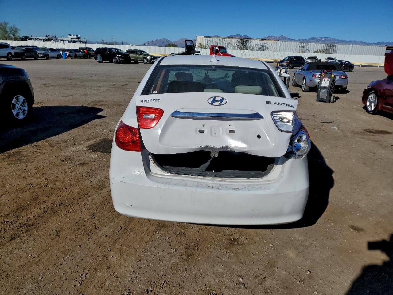 2010 Hyundai Elantra Blue Белый vin: KMHDU4AD1AU941042