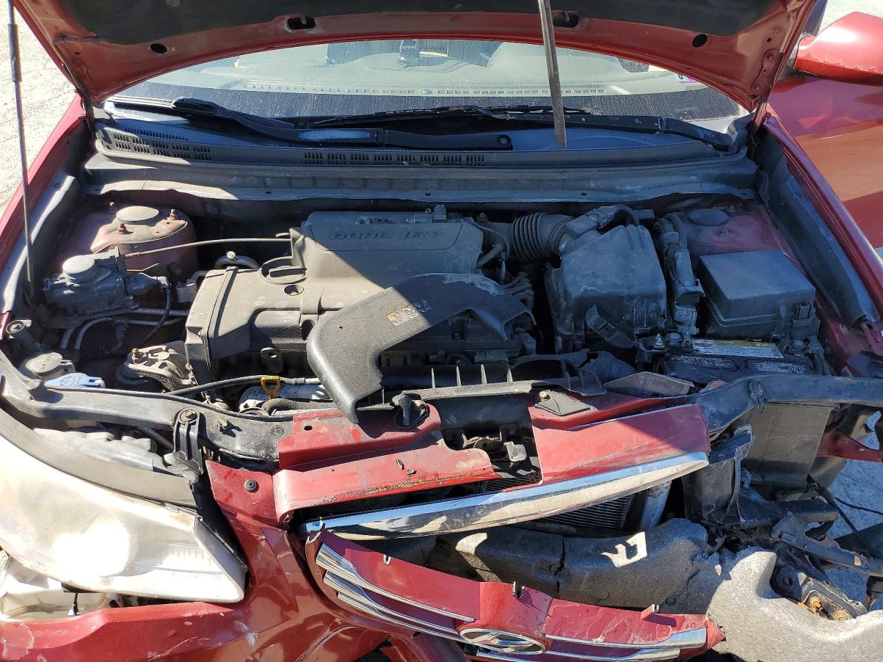 2010 Hyundai Elantra Gls Red vin: KMHDU4AD1AU950193