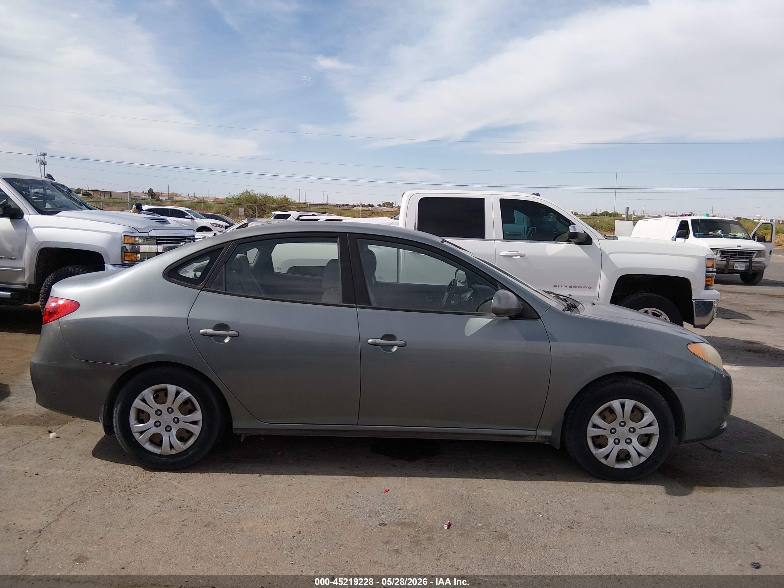 2010 Hyundai Elantra Gls Gray vin: KMHDU4AD2AU007374