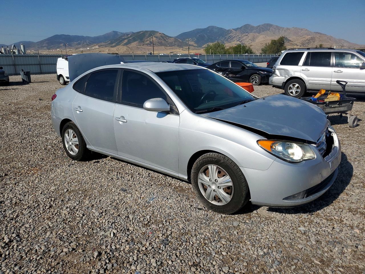 2010 Hyundai Elantra Gls Silver vin: KMHDU4AD2AU014857