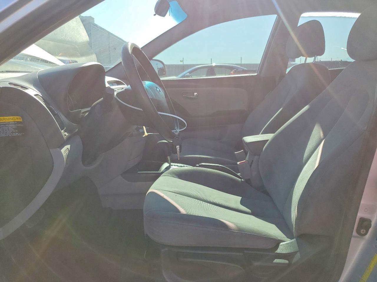 2010 Hyundai Elantra Gls Silver vin: KMHDU4AD2AU014857