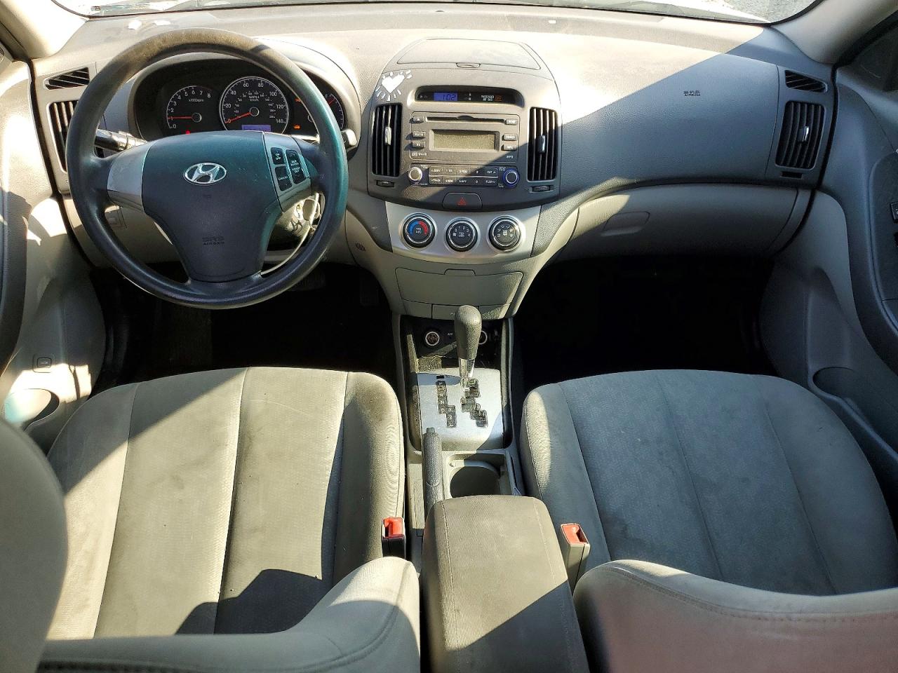 2010 Hyundai Elantra Gls Silver vin: KMHDU4AD2AU014857