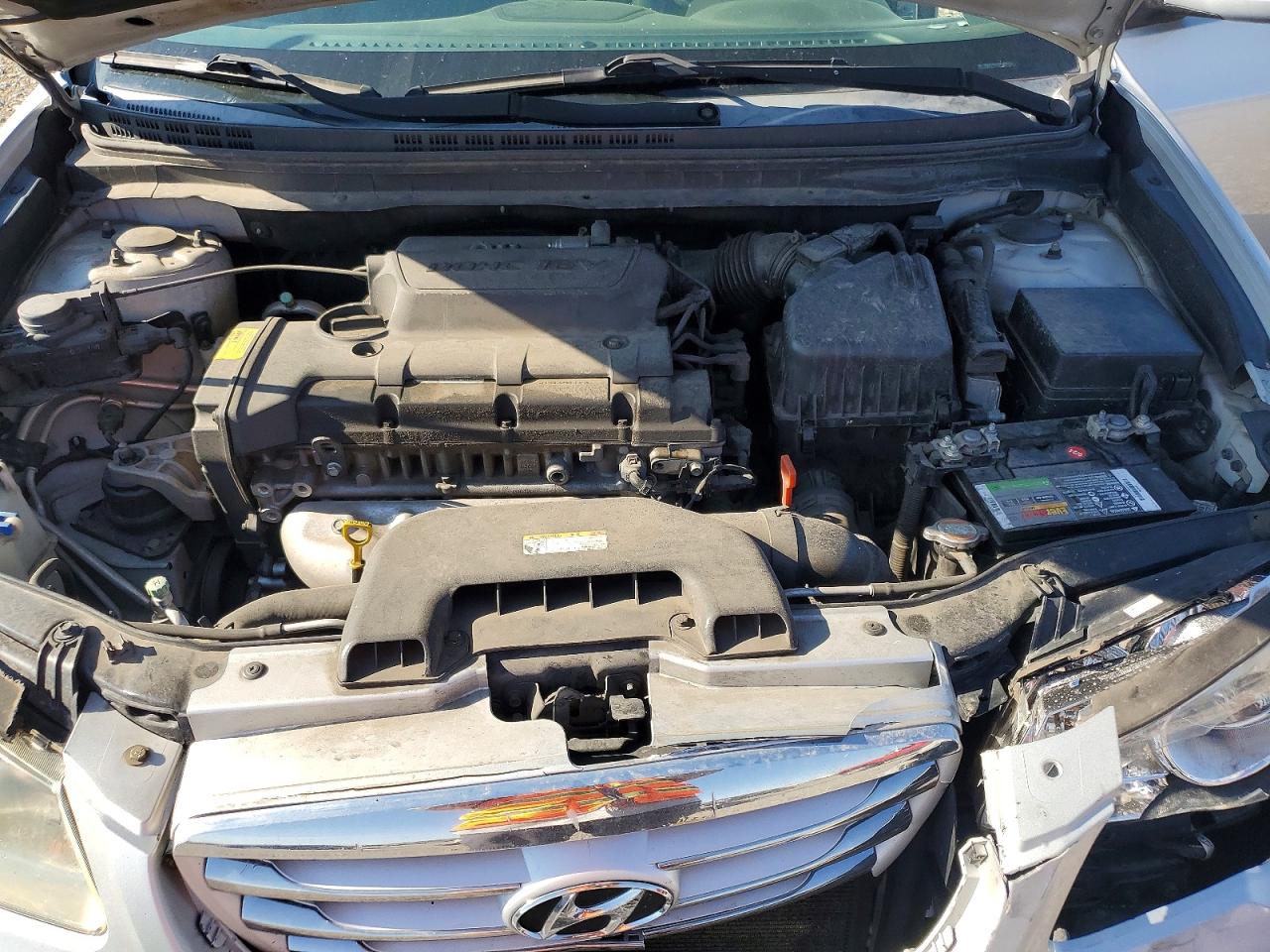 2010 Hyundai Elantra Gls Silver vin: KMHDU4AD2AU014857