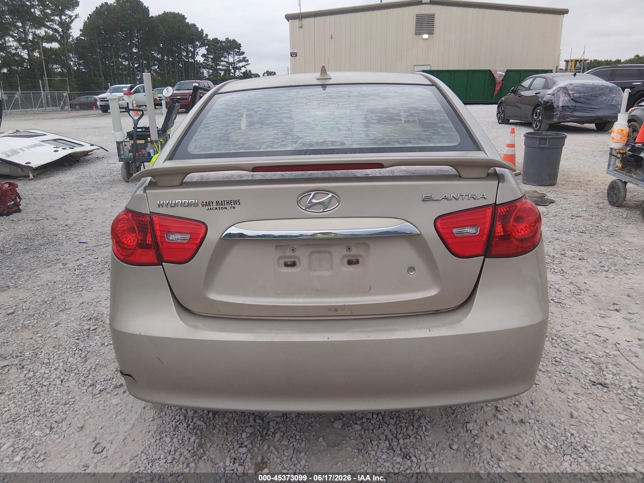 2010 Hyundai Elantra Gls Gold vin: KMHDU4AD2AU039550