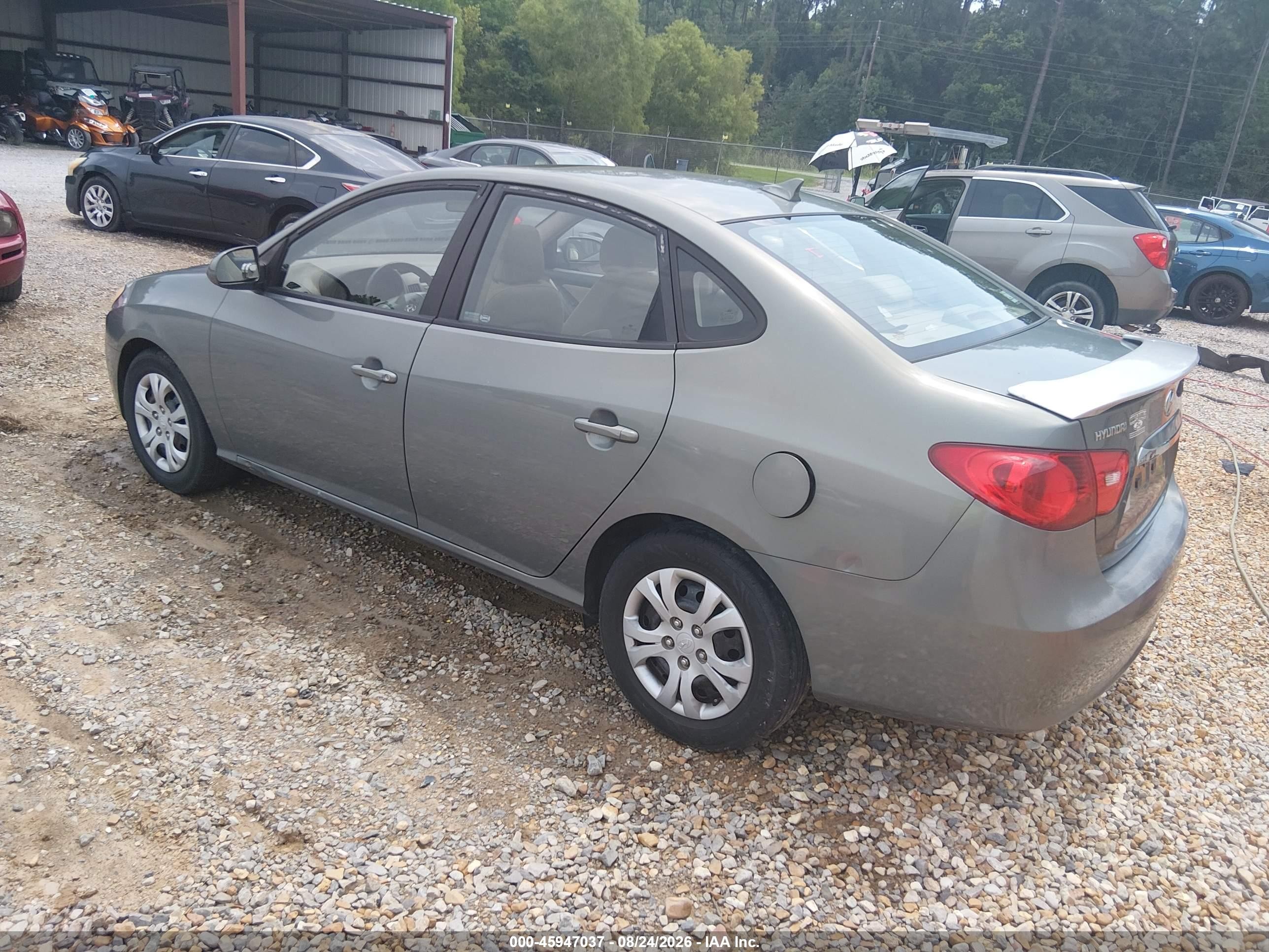 2010 Hyundai Elantra Gls Red vin: KMHDU4AD2AU074265