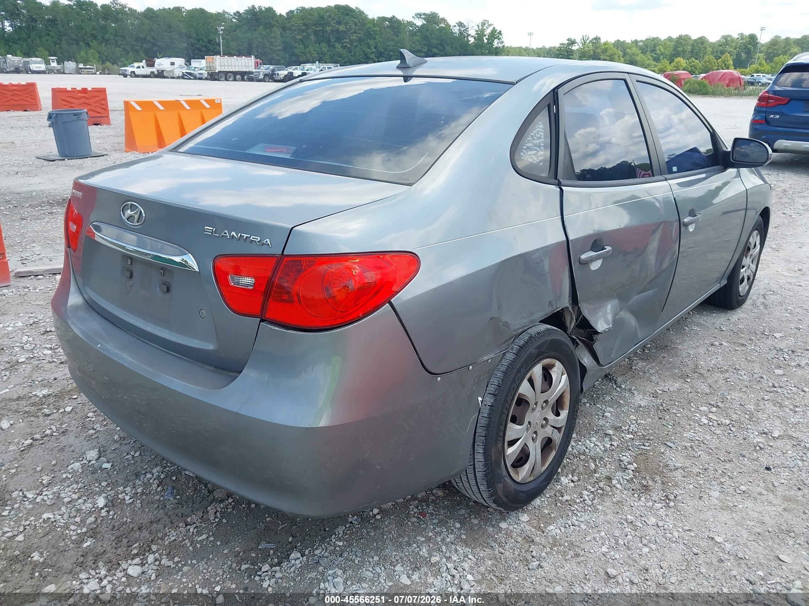 2010 Hyundai Elantra Gls Gray vin: KMHDU4AD2AU114070