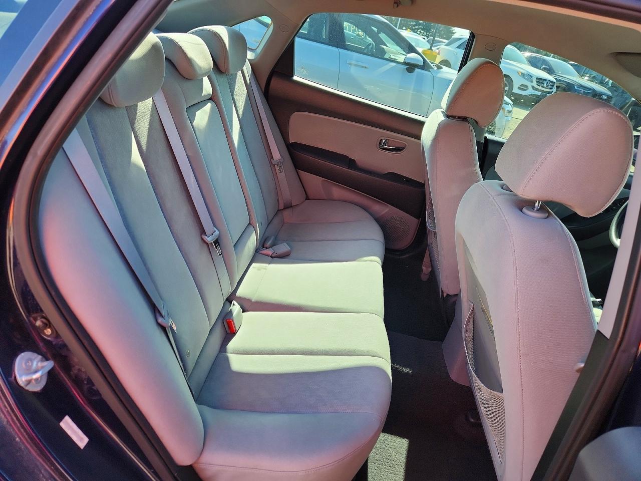 2010 Hyundai Elantra Gls Blue vin: KMHDU4AD2AU150261
