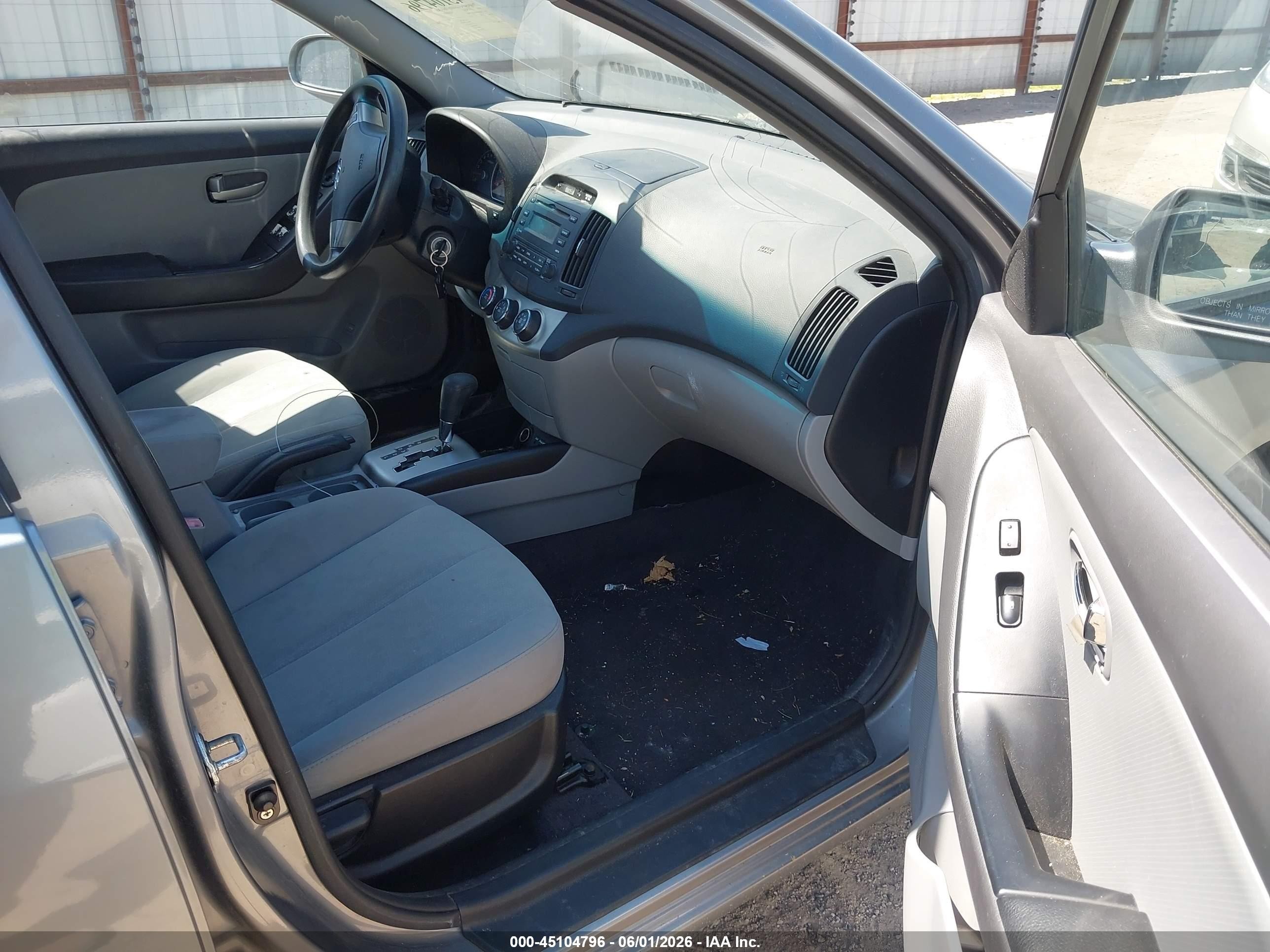 2010 Hyundai Elantra Gls Gray vin: KMHDU4AD2AU176469
