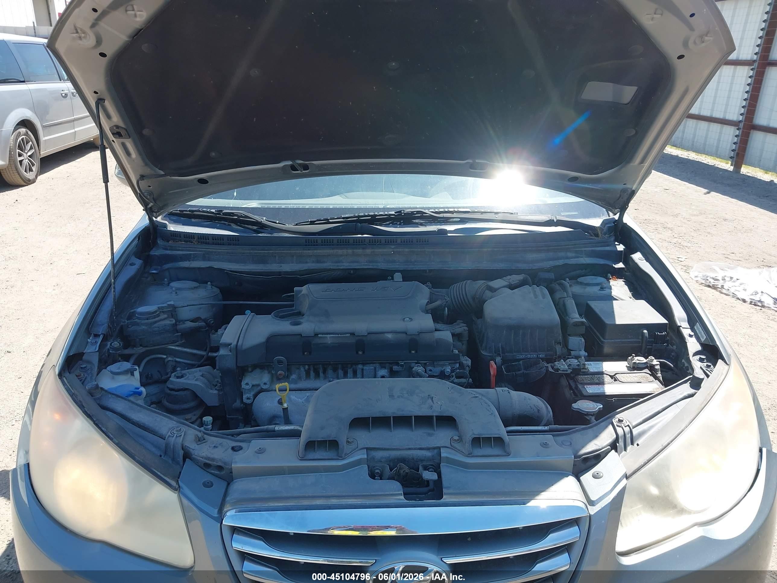2010 Hyundai Elantra Gls Gray vin: KMHDU4AD2AU176469