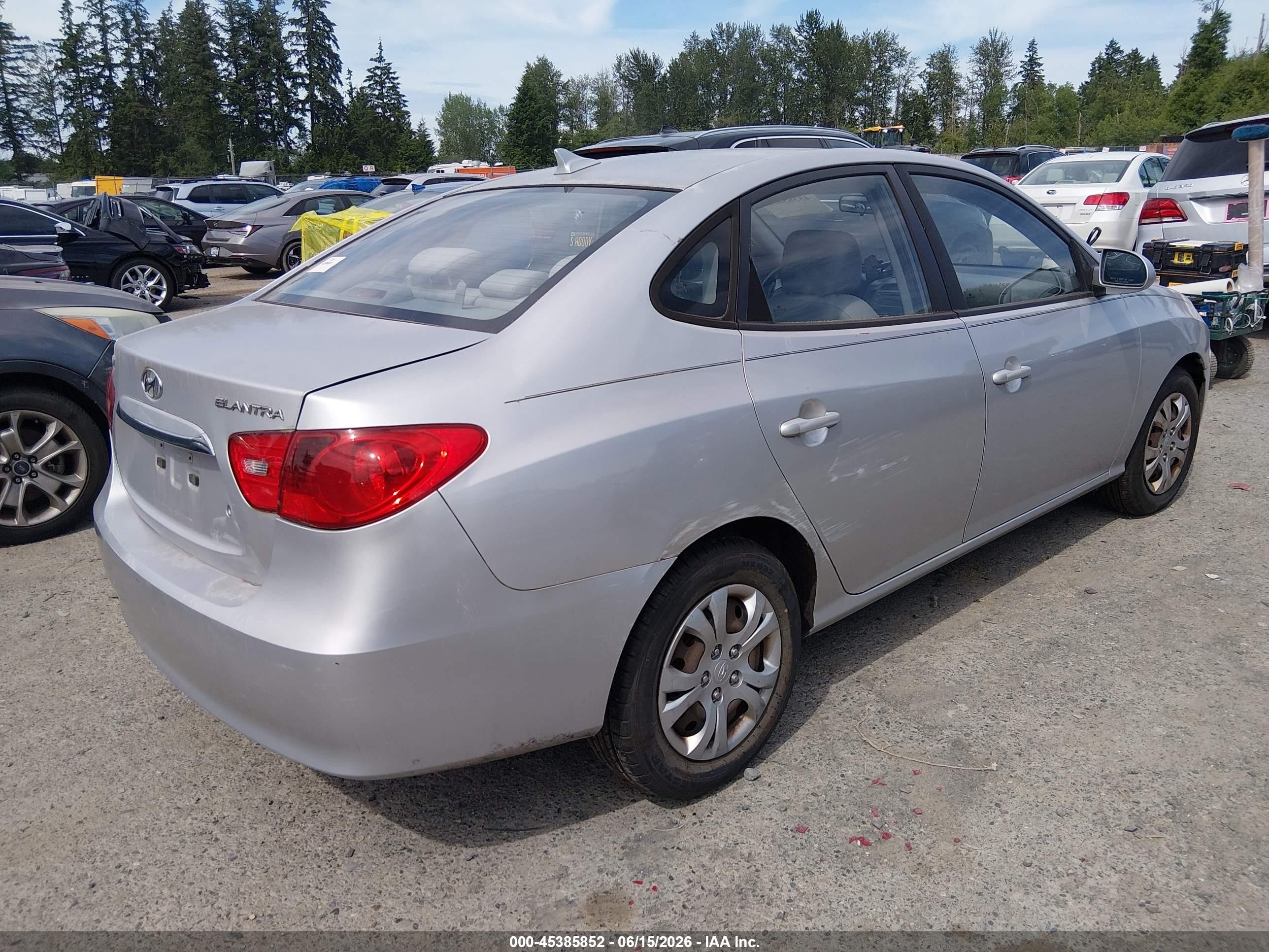 2010 Hyundai Elantra Gls Серебряный vin: KMHDU4AD2AU206974