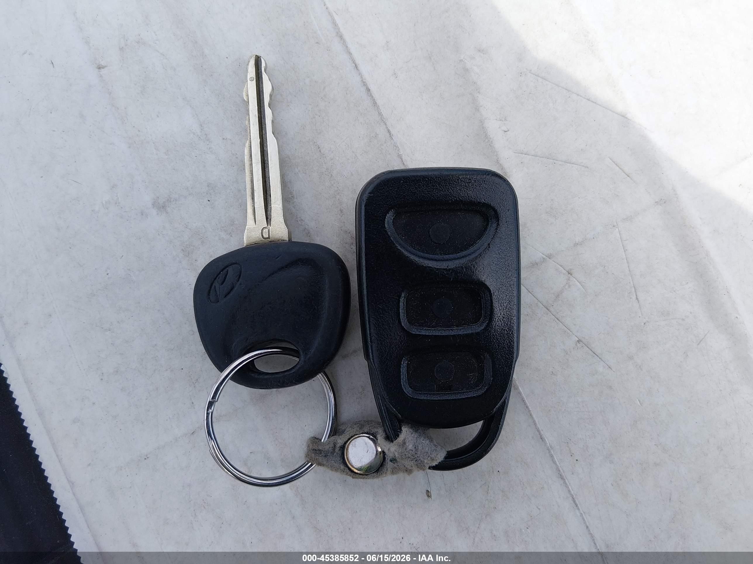 2010 Hyundai Elantra Gls Серебряный vin: KMHDU4AD2AU206974