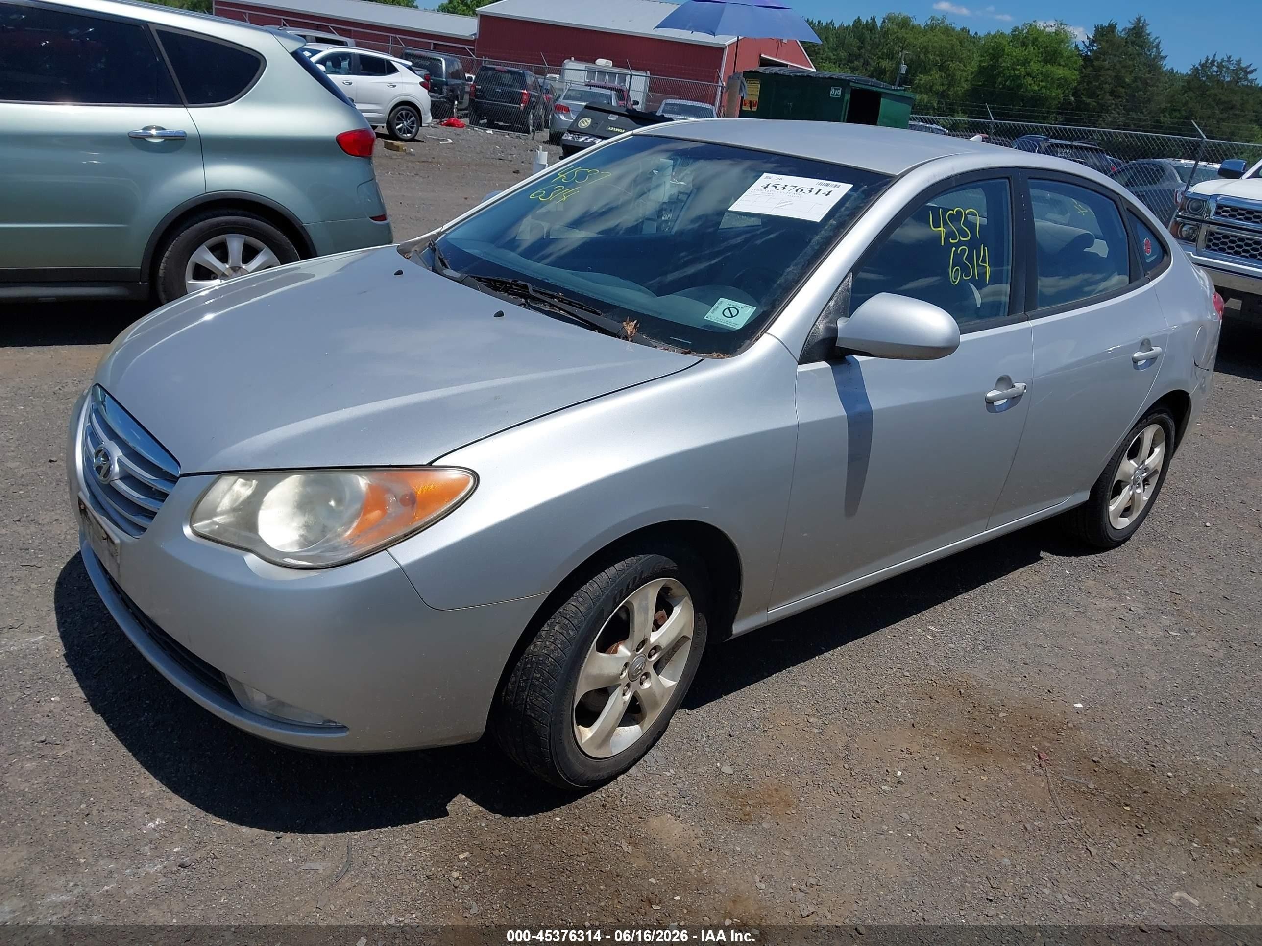 2010 Hyundai Elantra Se Silver vin: KMHDU4AD2AU207168