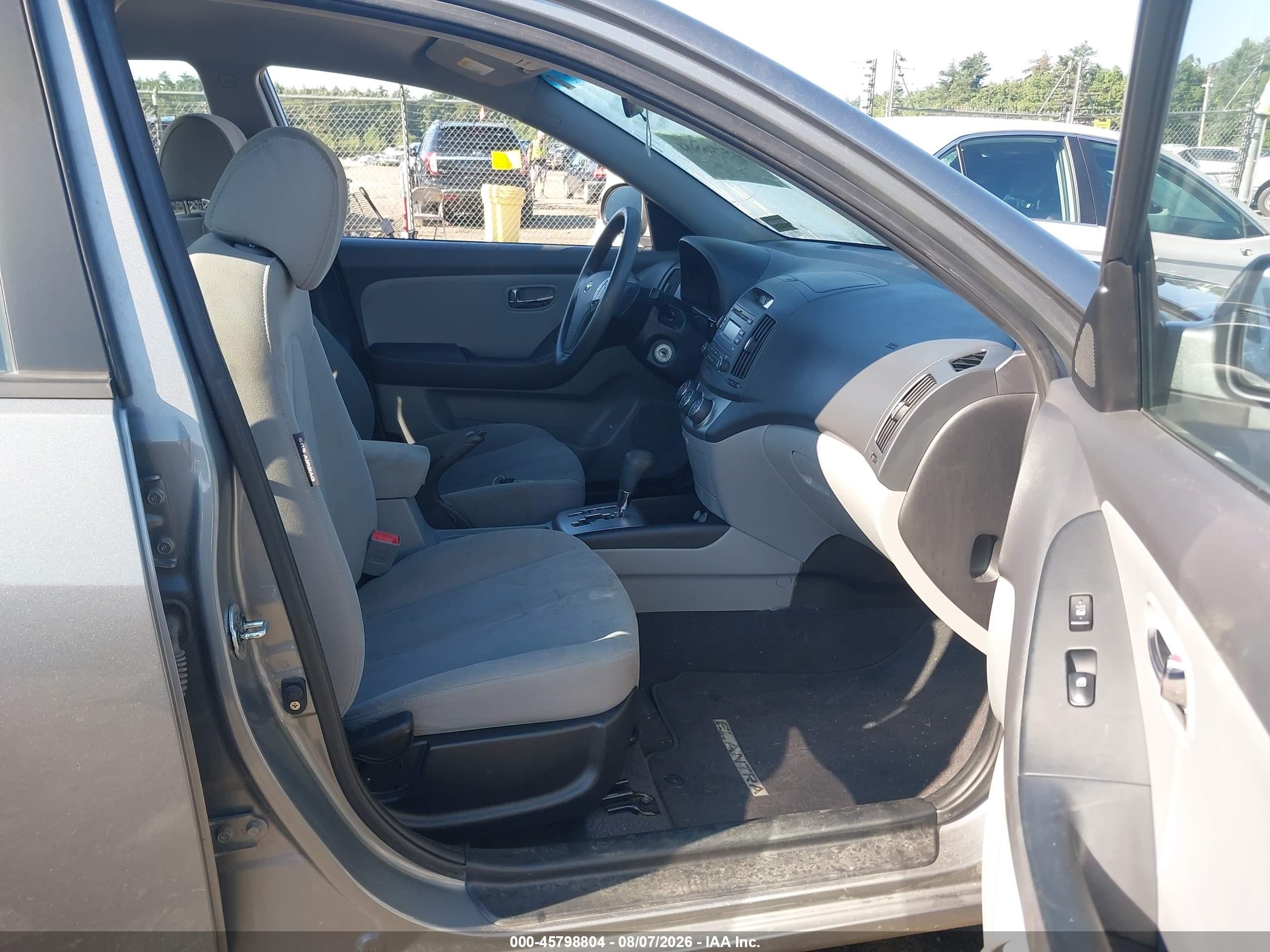 2010 Hyundai Elantra Gls Gray vin: KMHDU4AD2AU828765