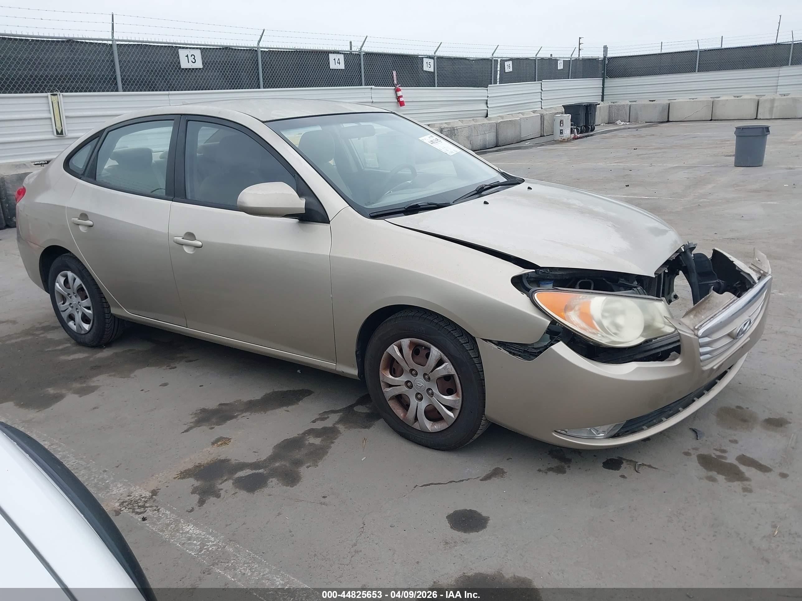 2010 Hyundai Elantra Gls Gold vin: KMHDU4AD2AU860194