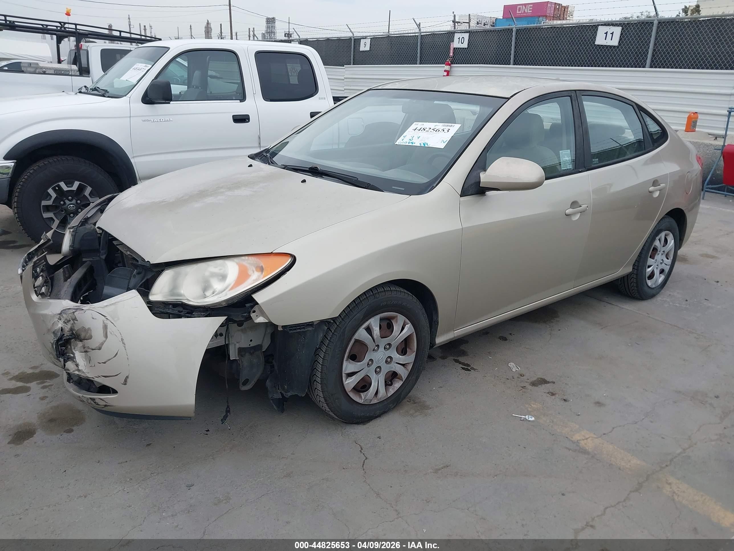 2010 Hyundai Elantra Gls Gold vin: KMHDU4AD2AU860194