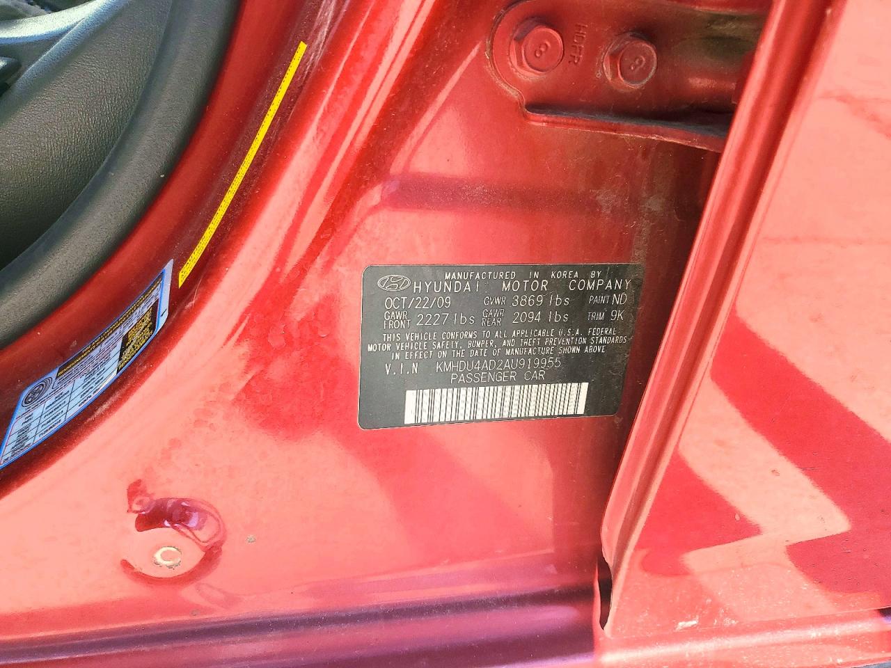 2010 Hyundai Elantra Red vin: KMHDU4AD2AU919955