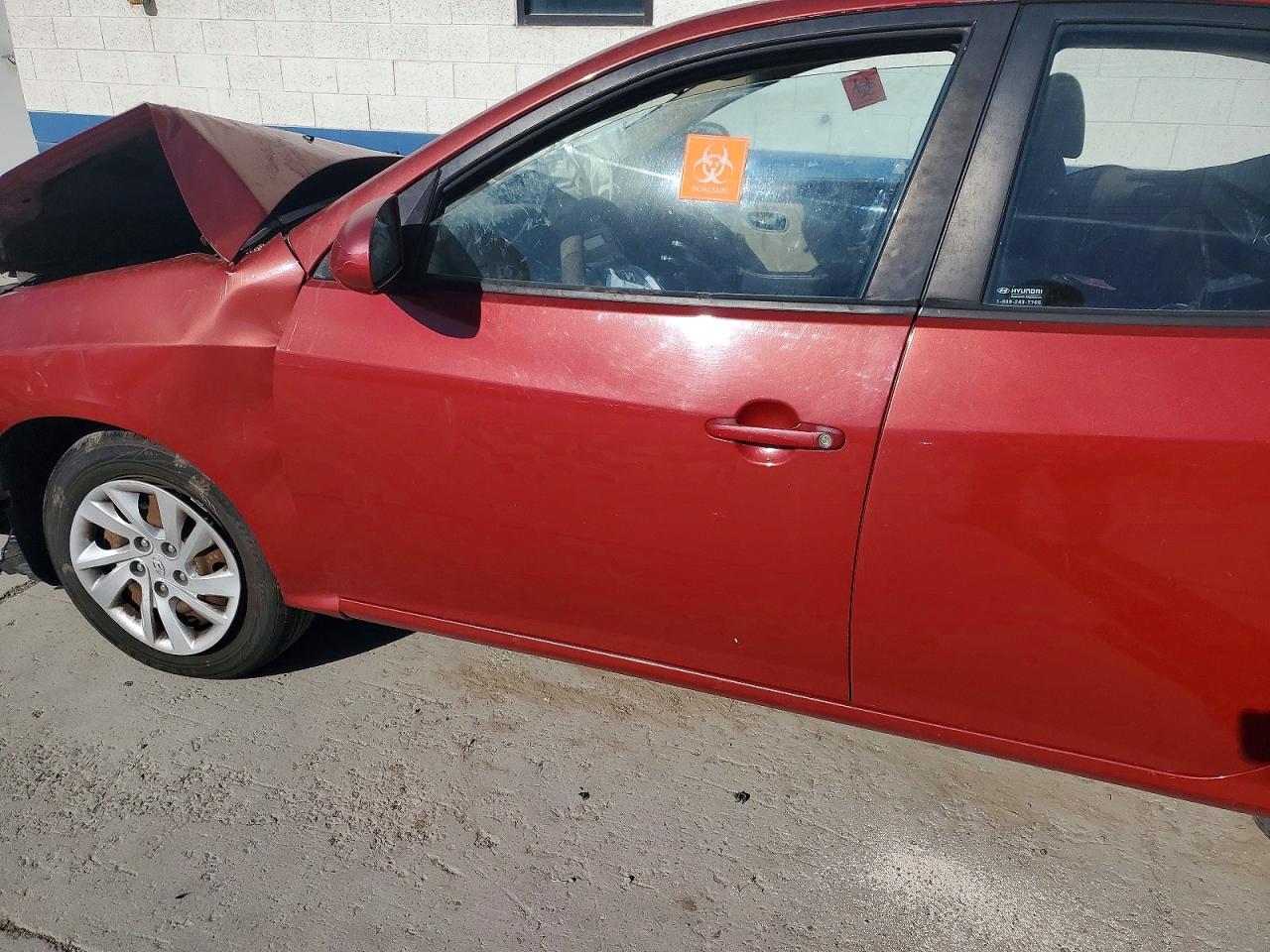 2010 Hyundai Elantra Red vin: KMHDU4AD2AU919955